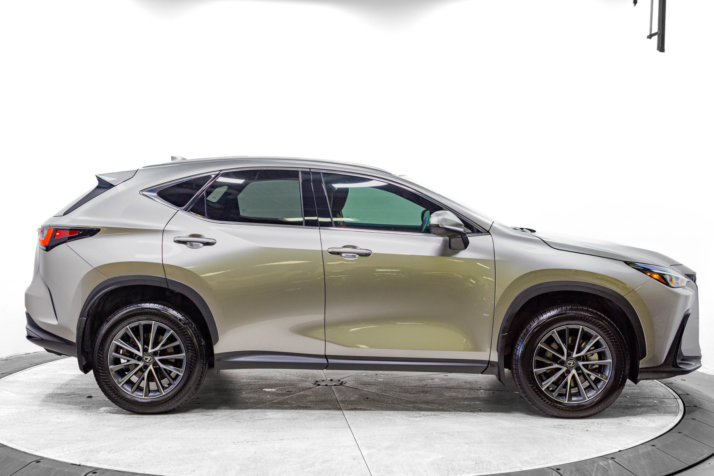 2023 Lexus NX 350h