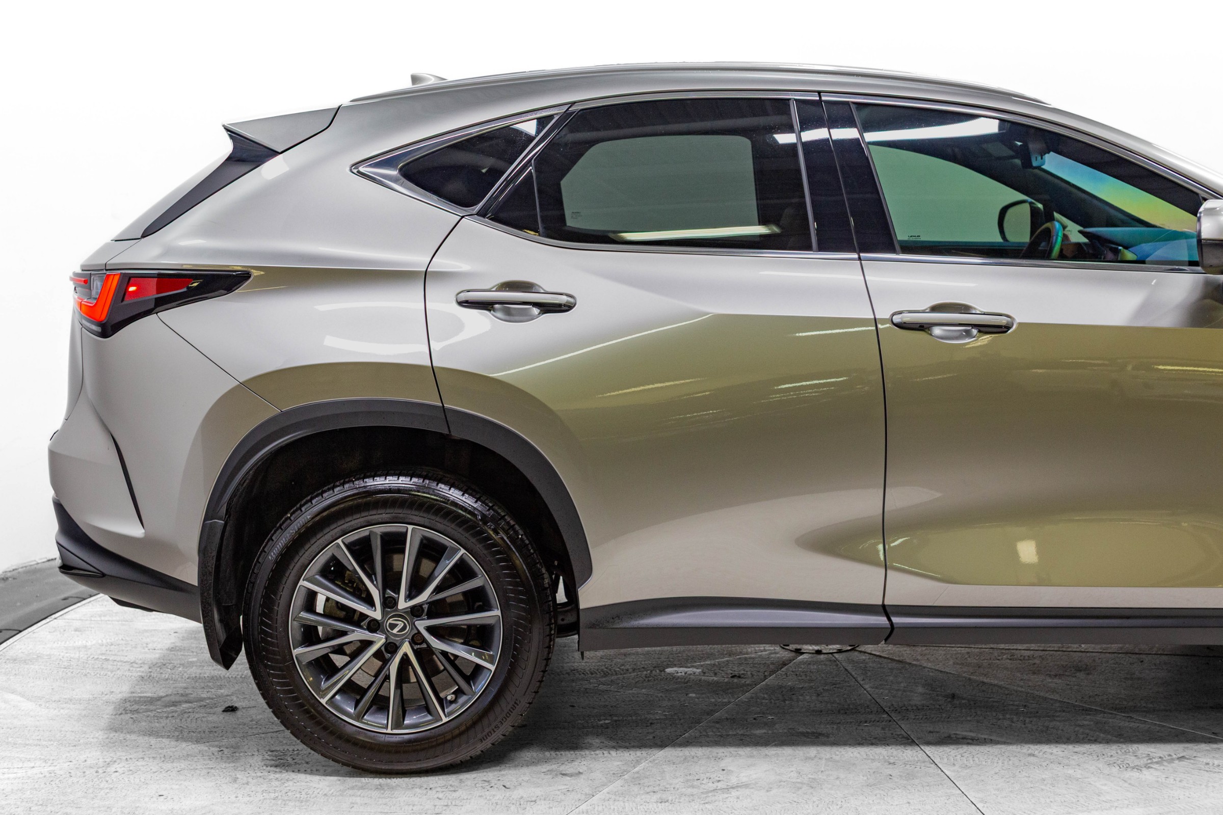2023 Lexus NX 350h