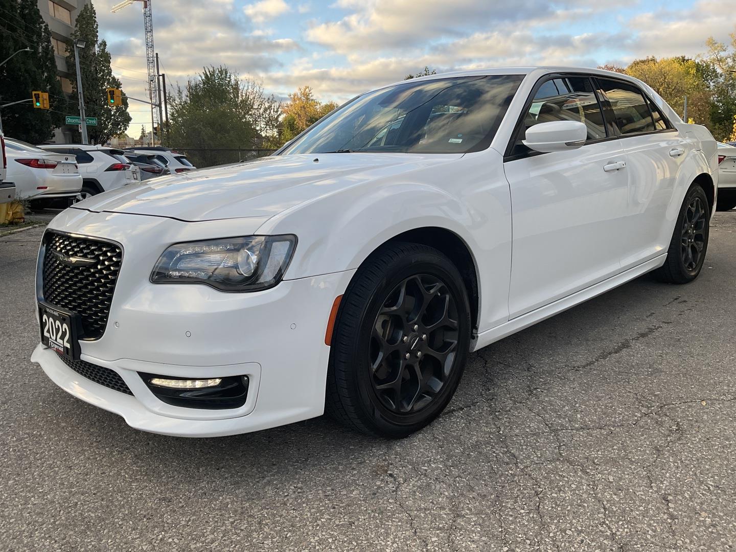 2022 Chrysler 300