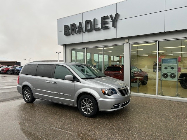 2015 Chrysler Town & Country