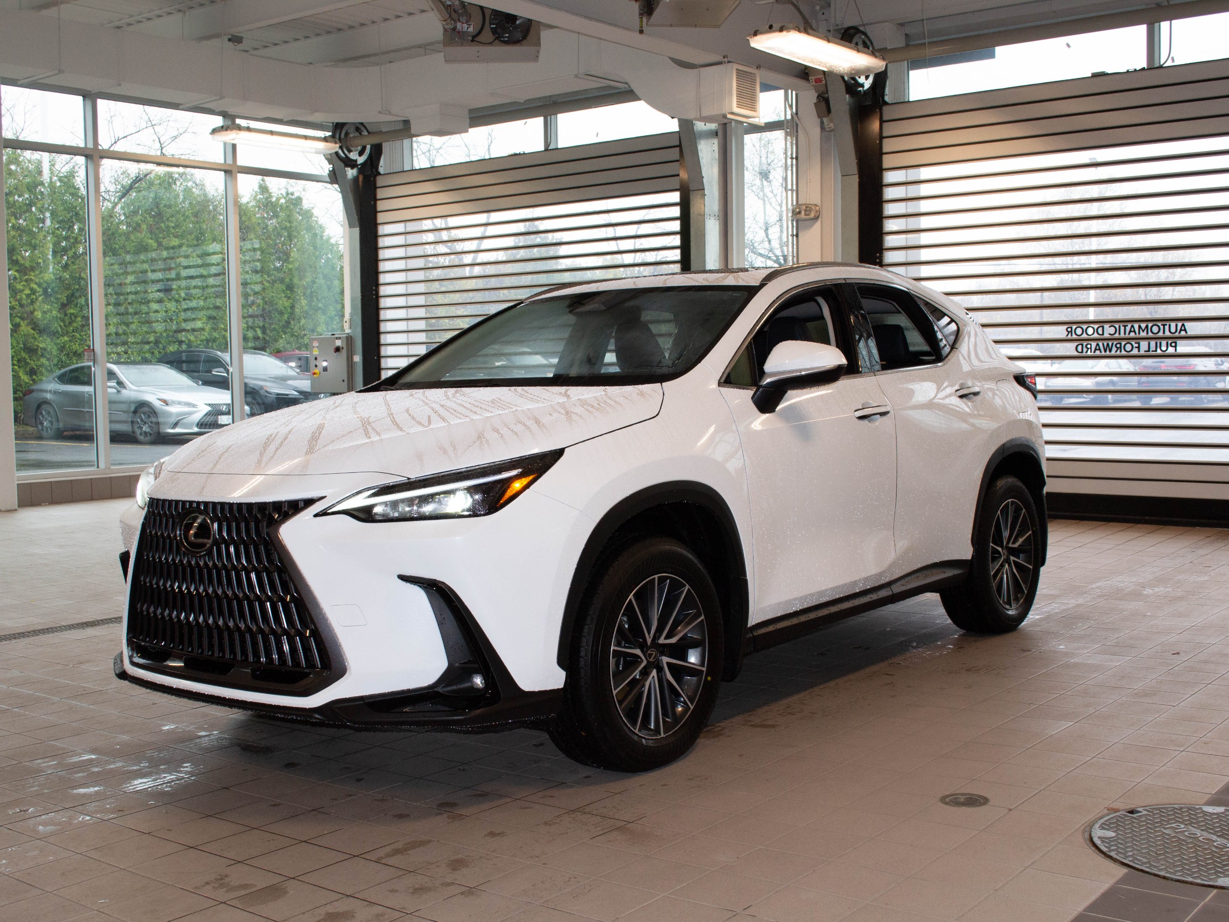 2026 Lexus NX 450h+