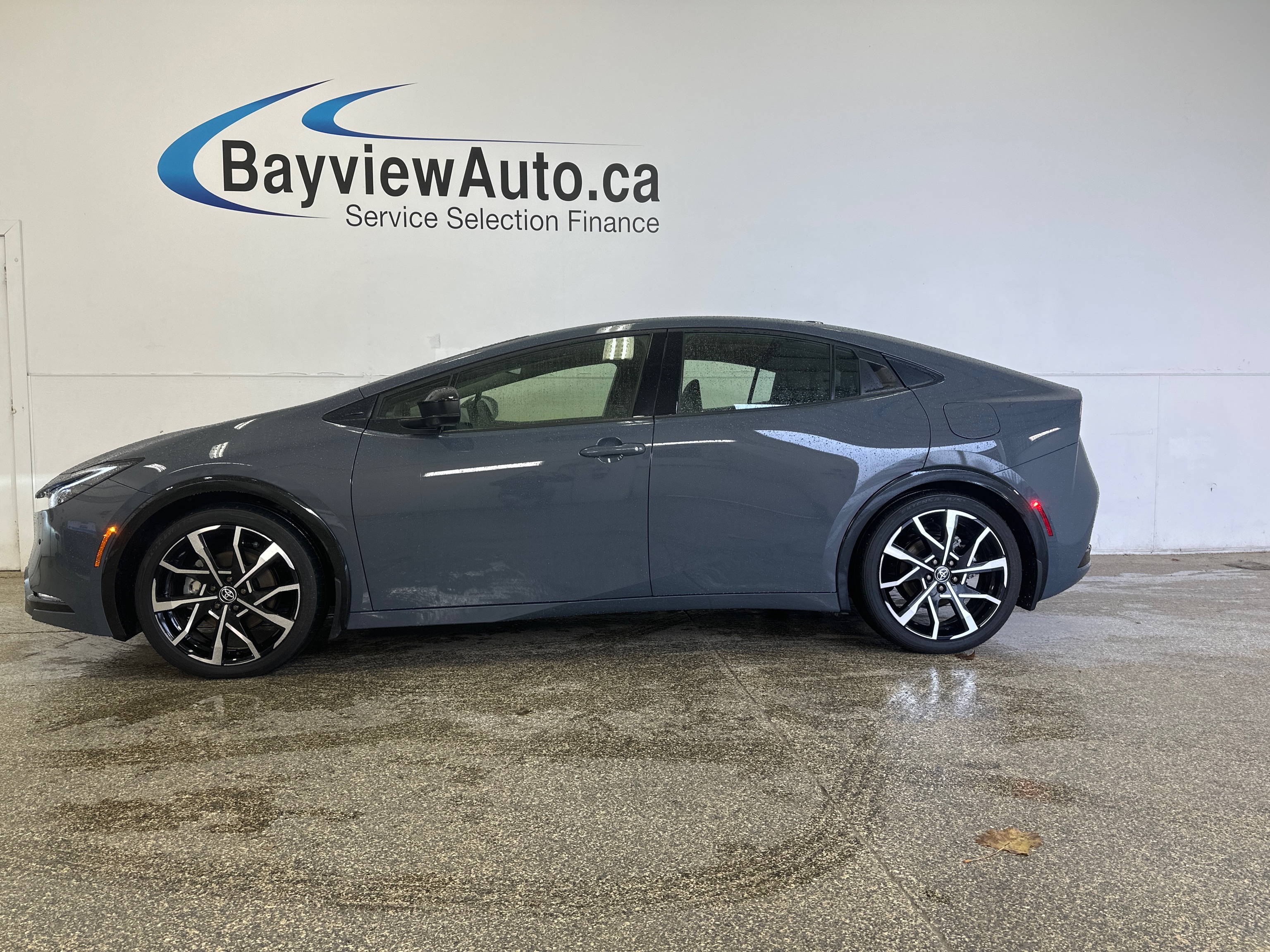 2025 Toyota Prius Plug-In Hybrid