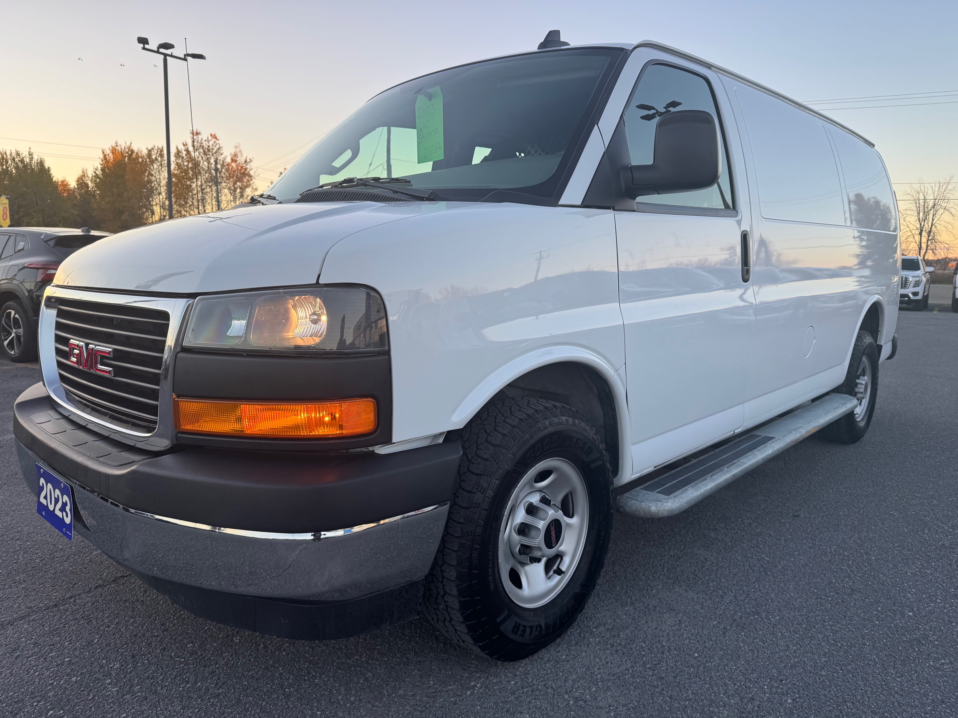 2023 GMC Savana 2500