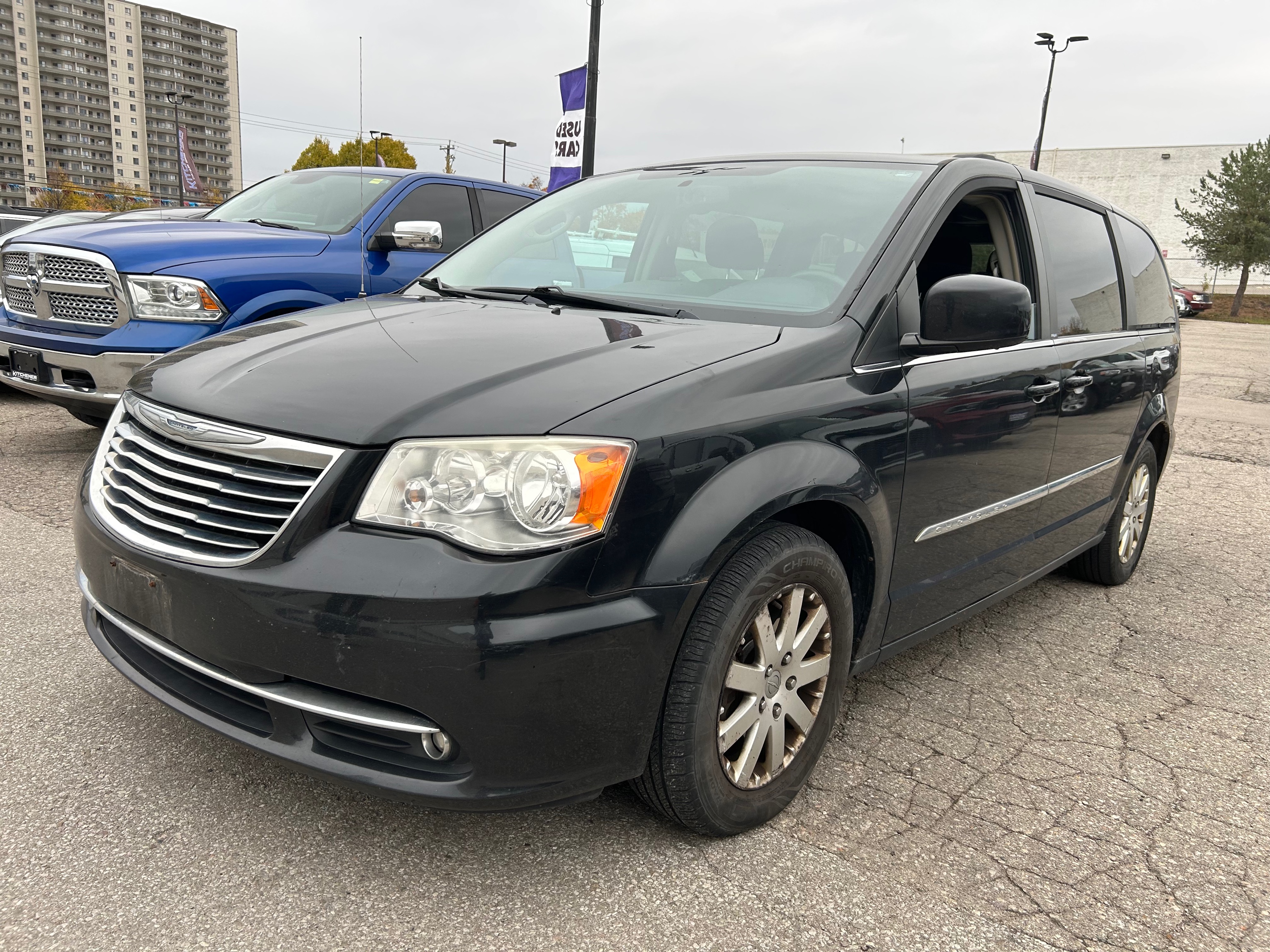 2013 Chrysler Town & Country