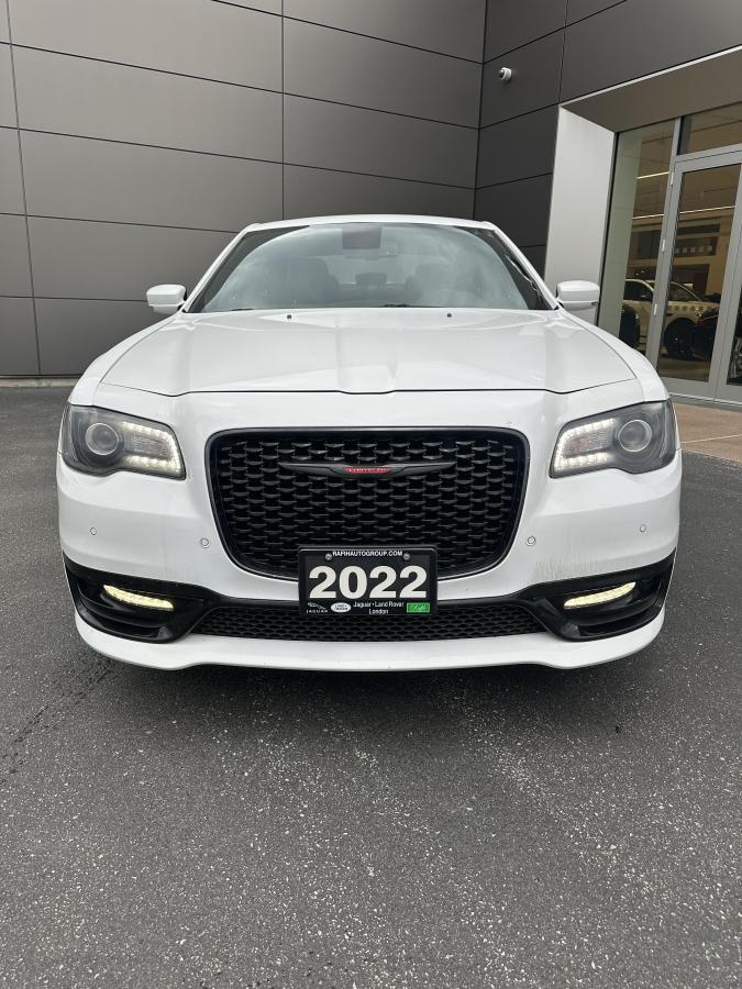 2022 Chrysler 300