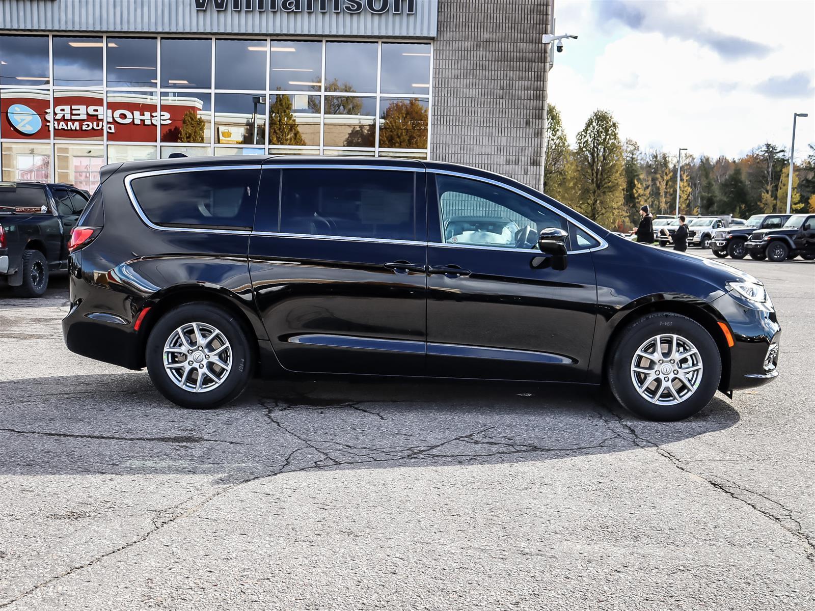 2026 Chrysler Pacifica