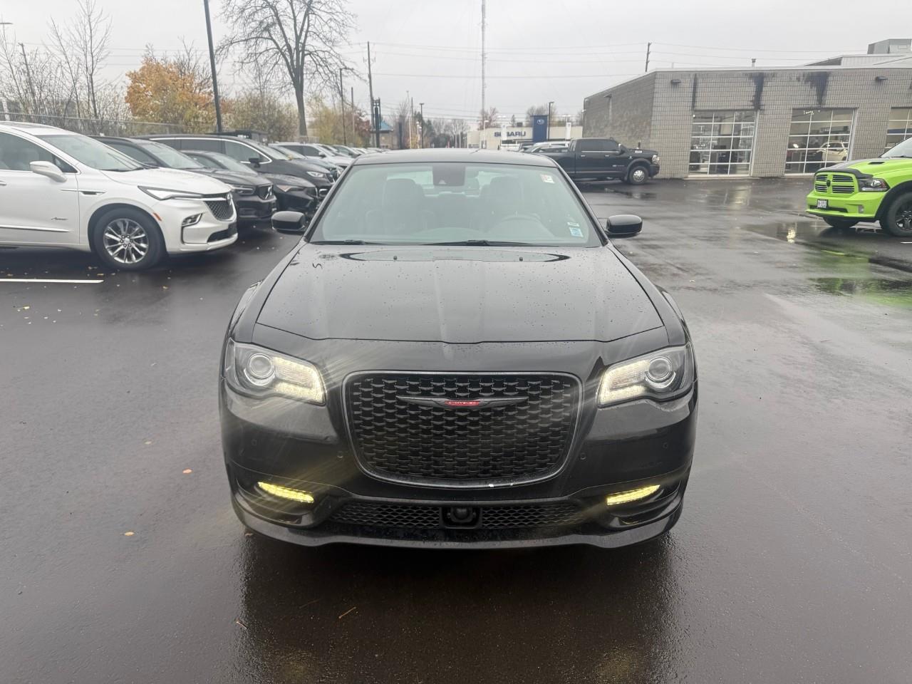 2023 Chrysler 300