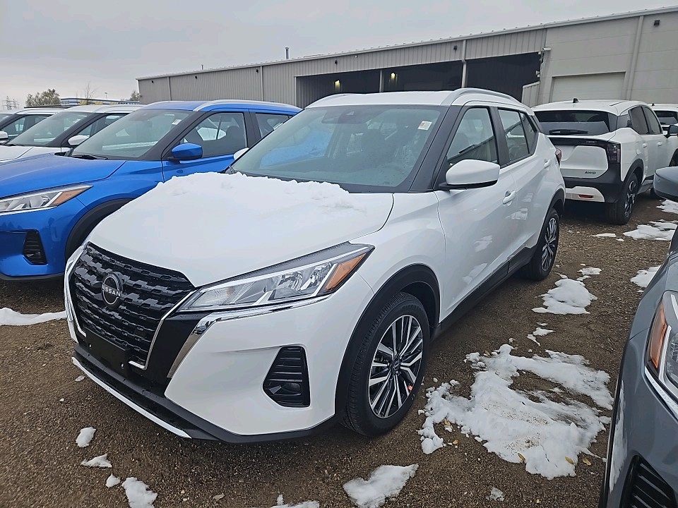 2025 Nissan Kicks Play