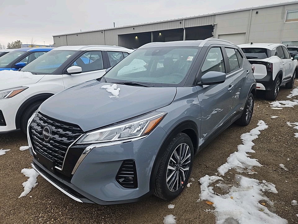 2025 Nissan Kicks Play