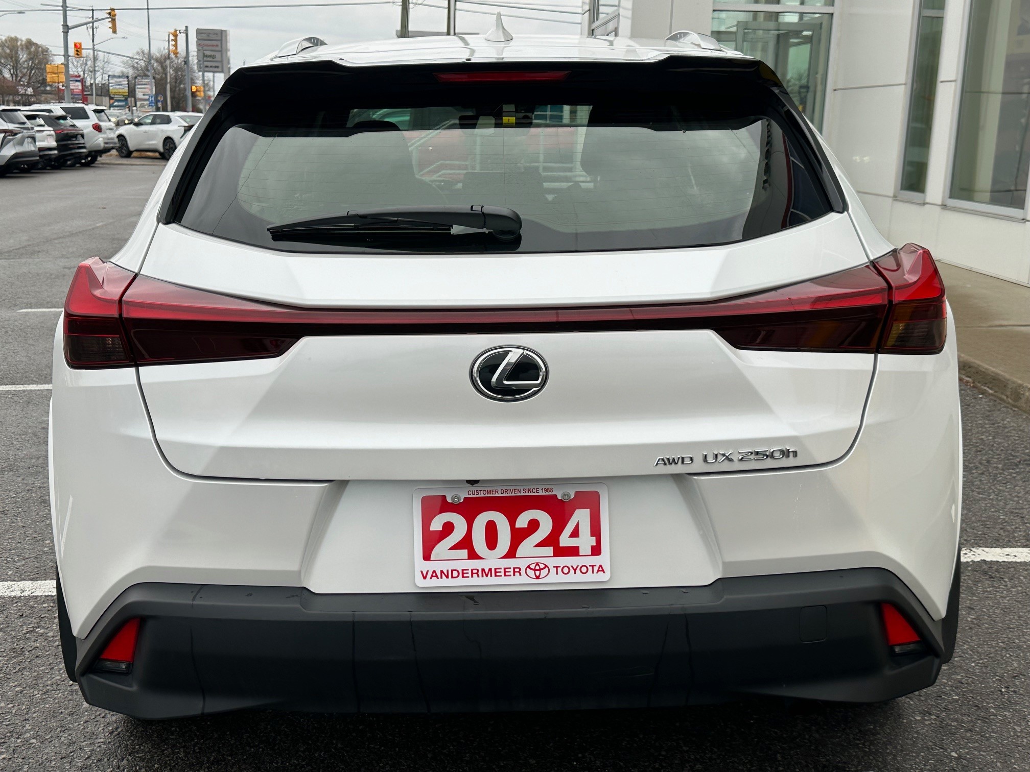 2024 Lexus UX 250h