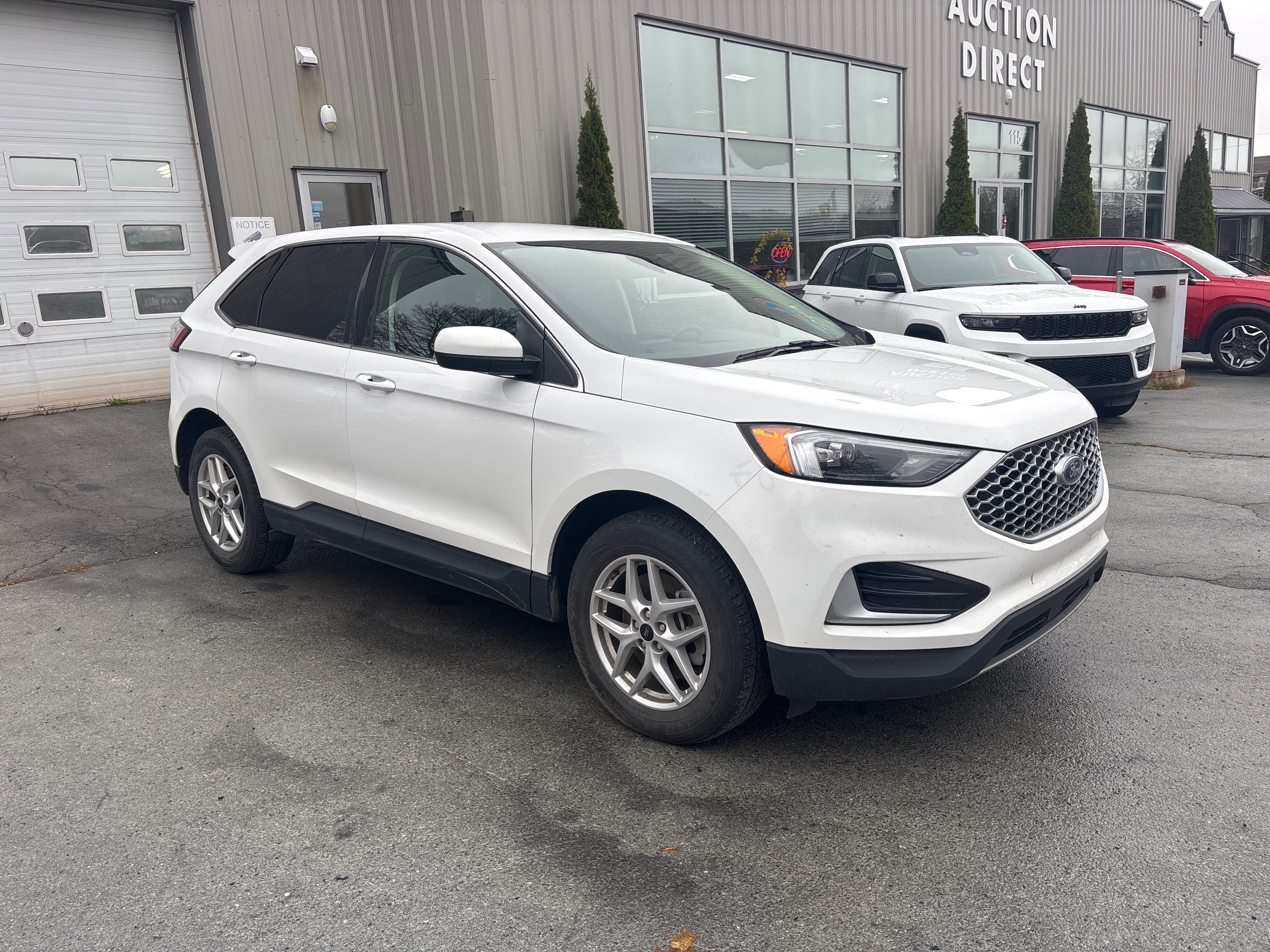 2023 Ford Edge