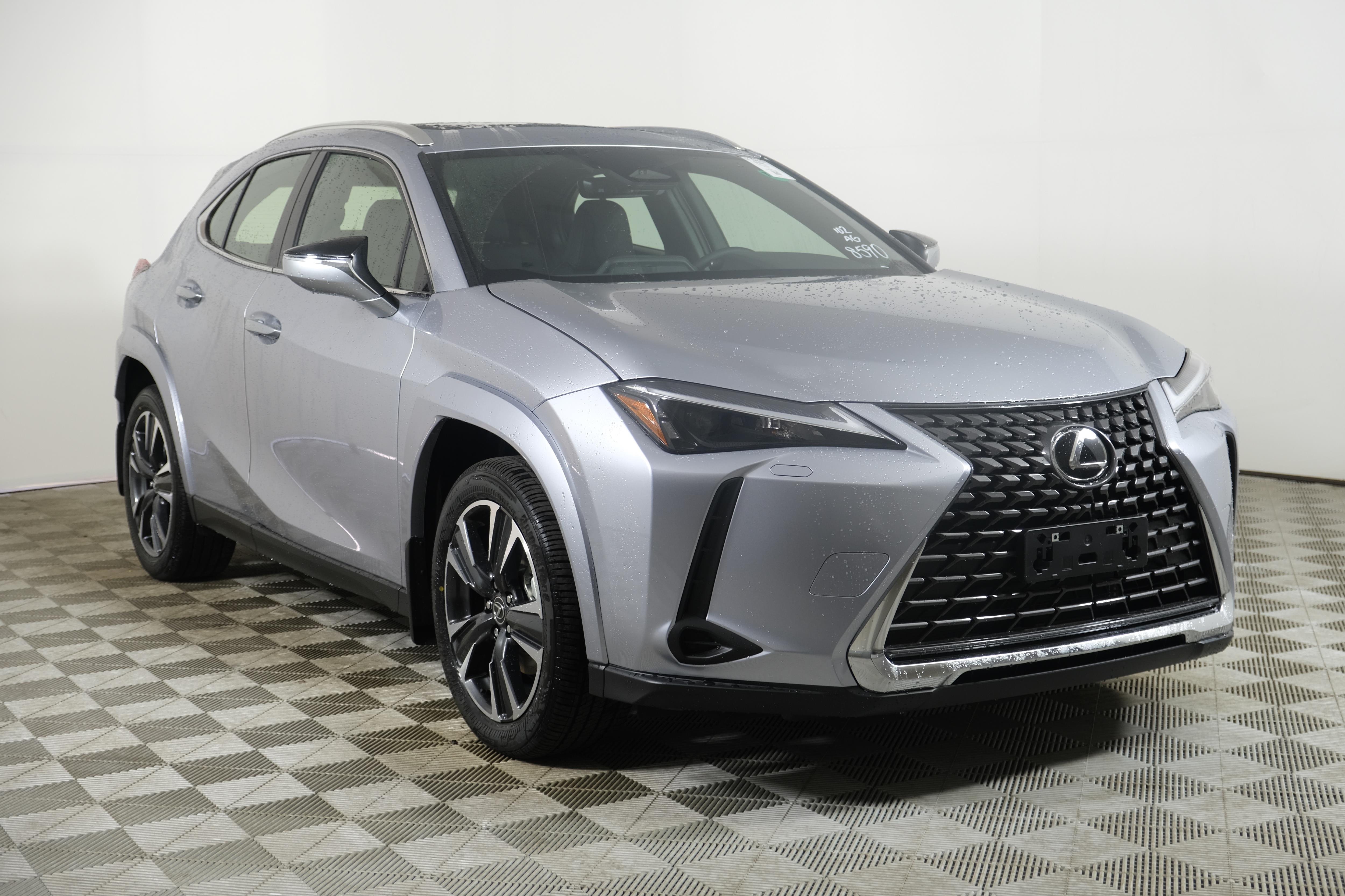 2025 Lexus UX 300h