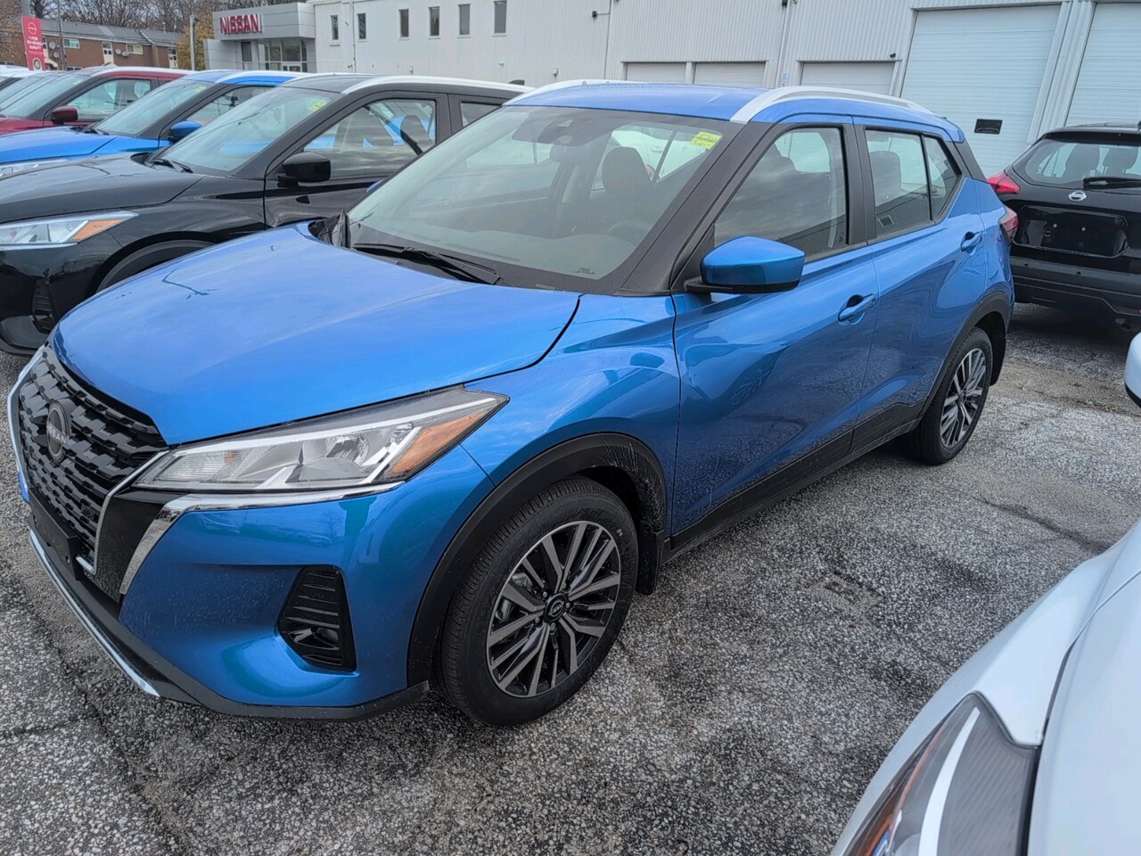 2025 Nissan Kicks Play