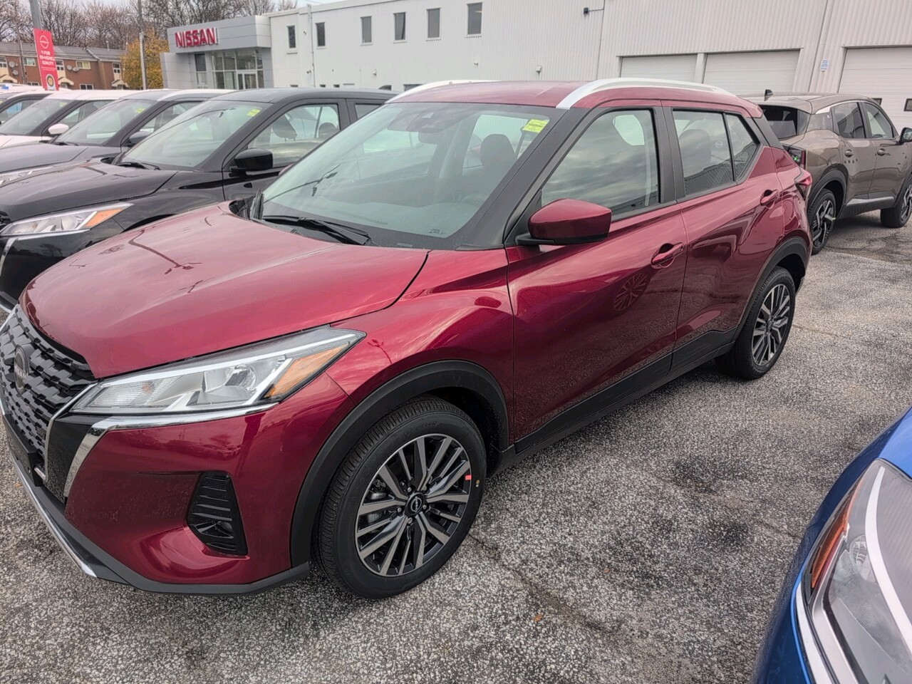 2025 Nissan Kicks Play