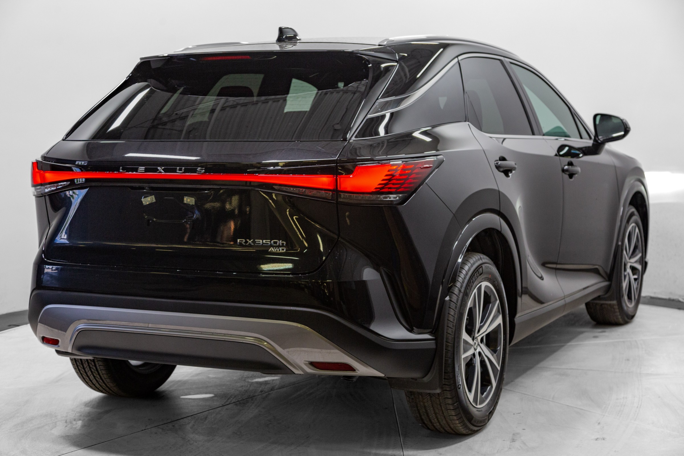 2026 Lexus RX 350h
