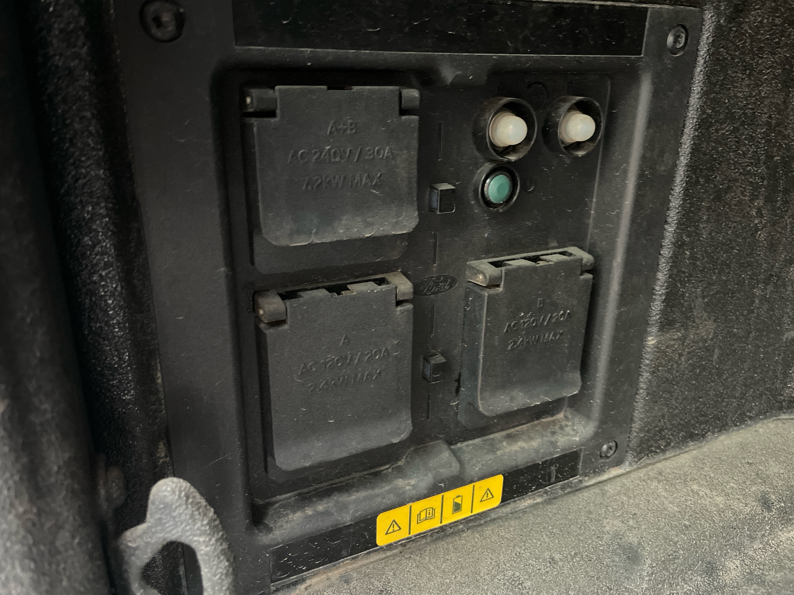 2022 Ford F-150 Lightning