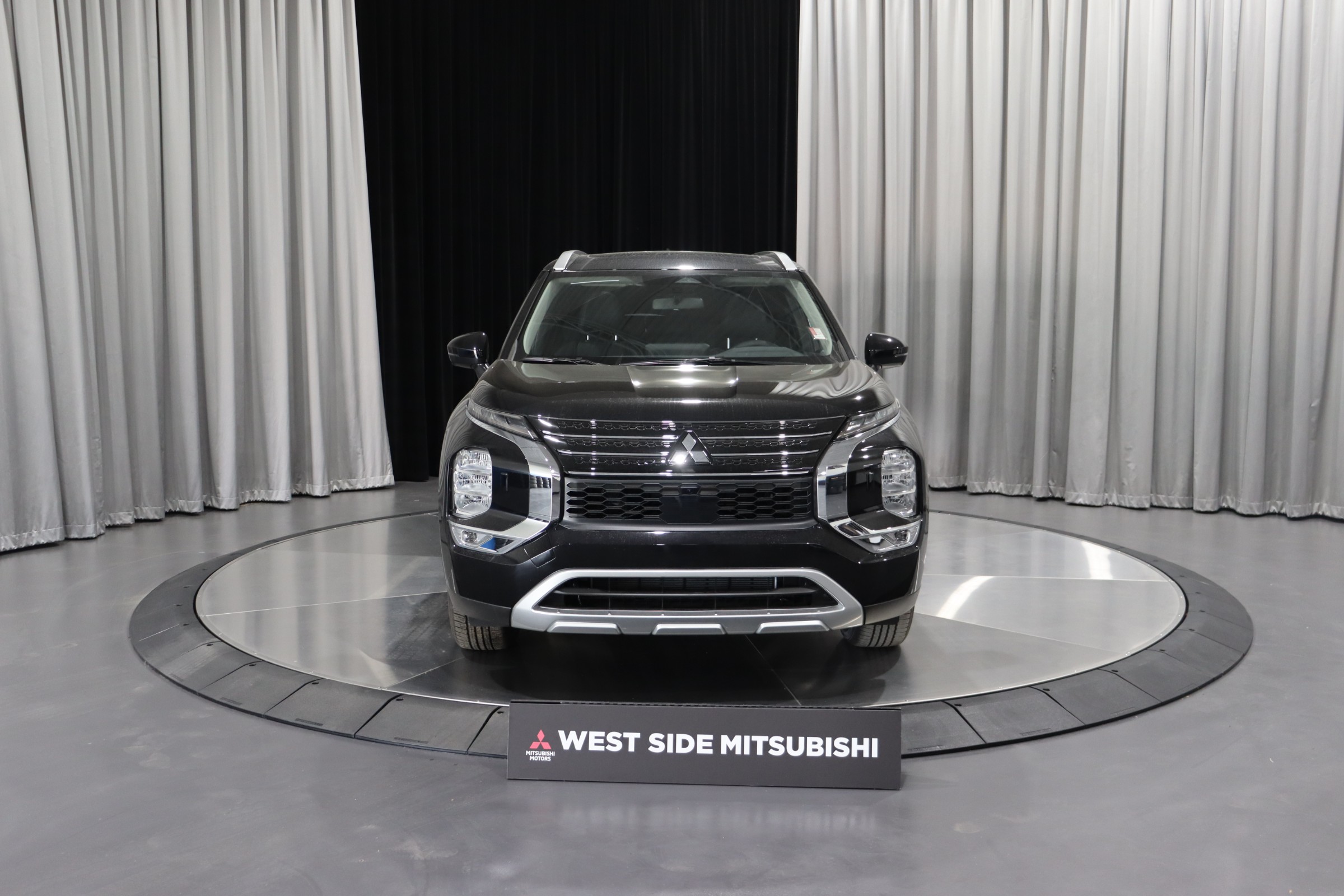 2025 Mitsubishi Outlander PHEV