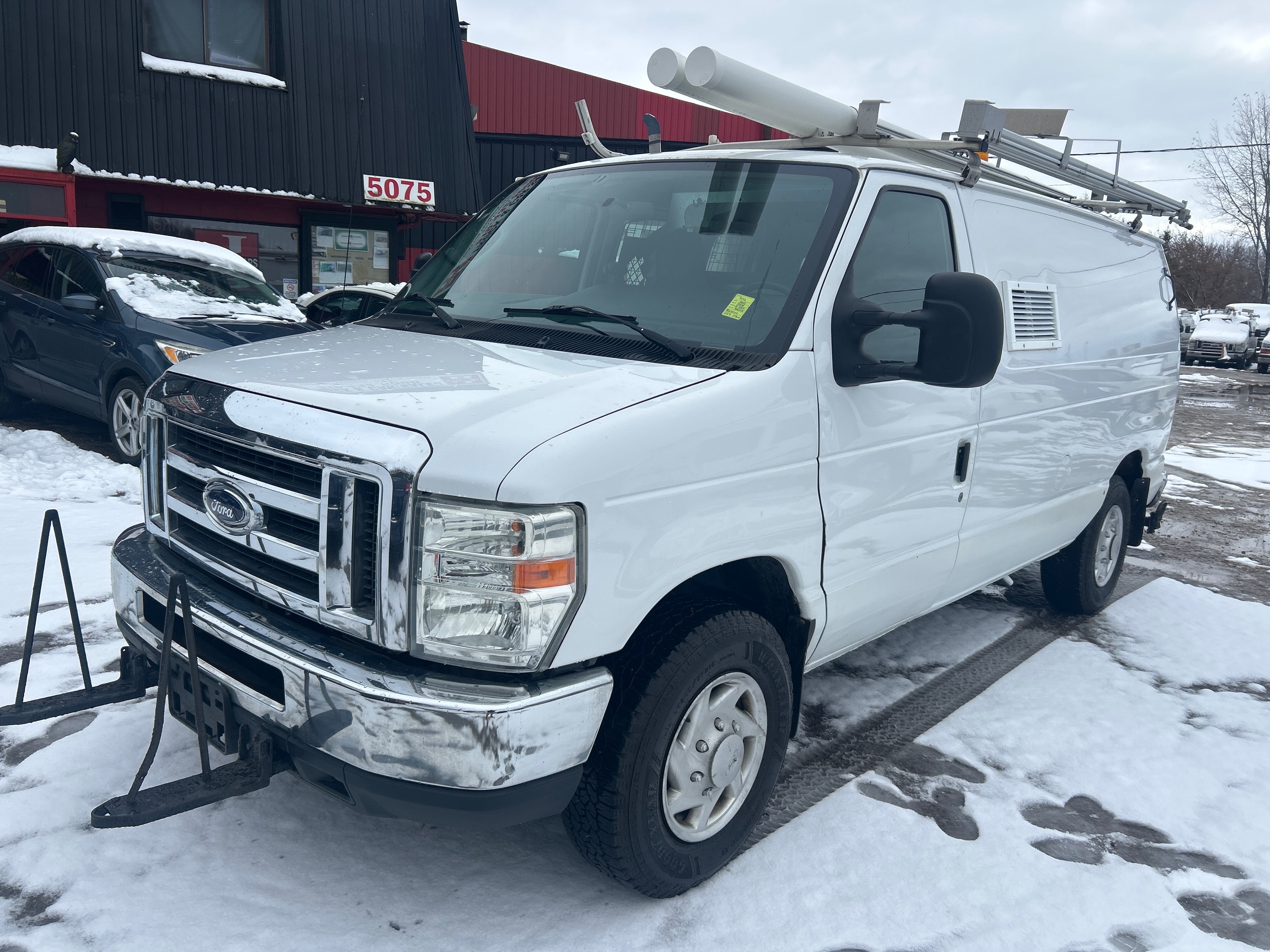 2011 Ford E-350 Super Duty