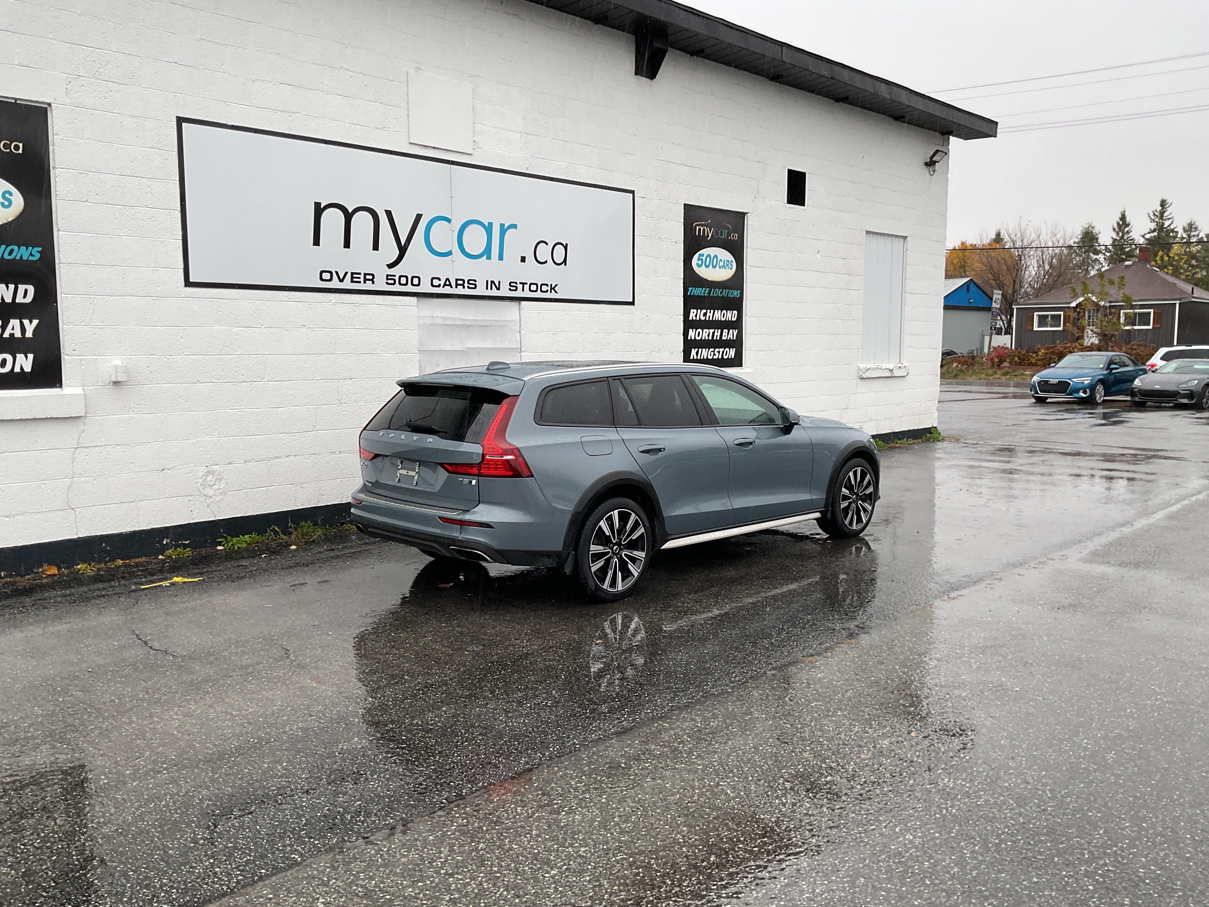 2022 Volvo V60 Cross Country