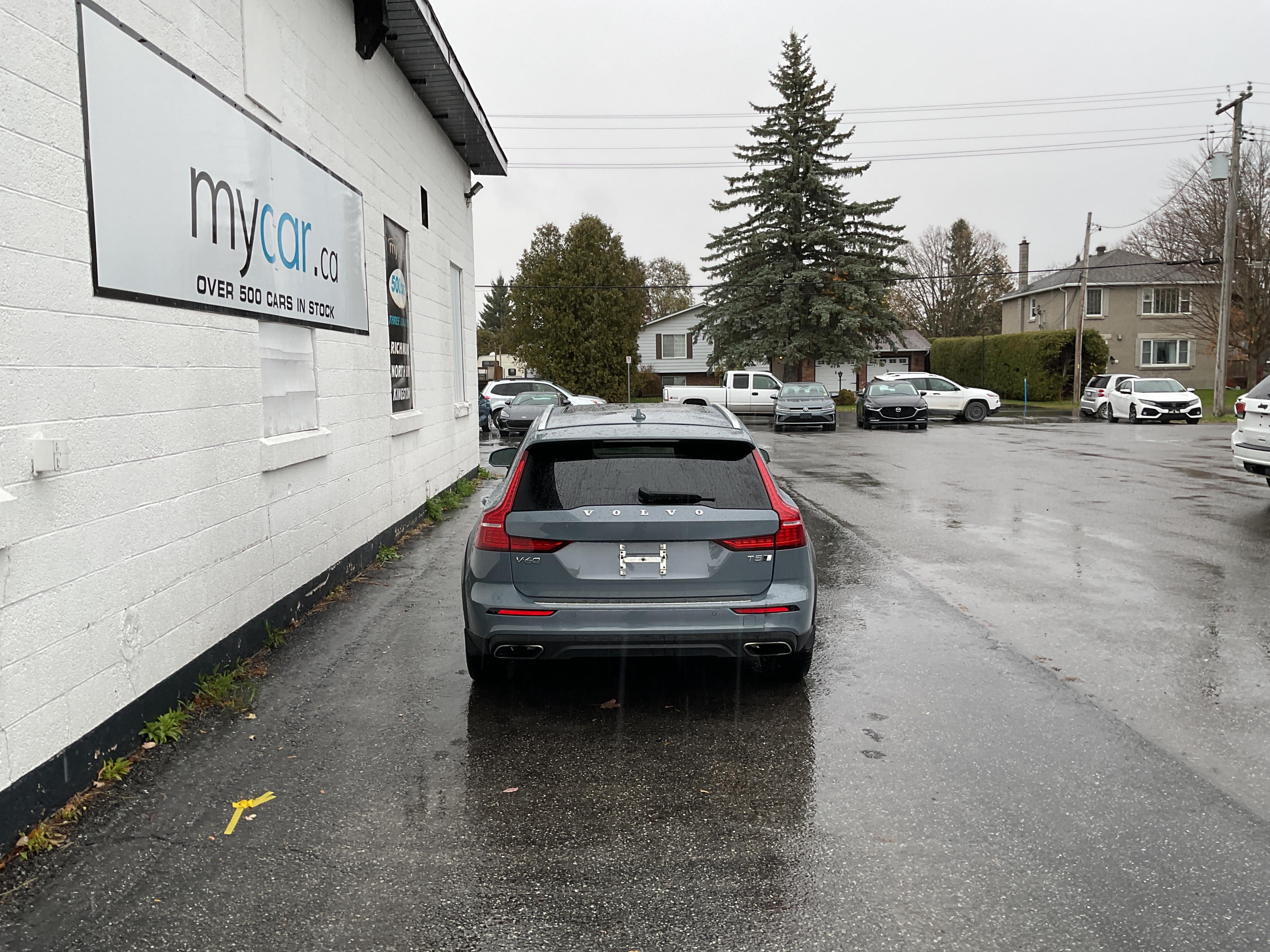 2022 Volvo V60 Cross Country