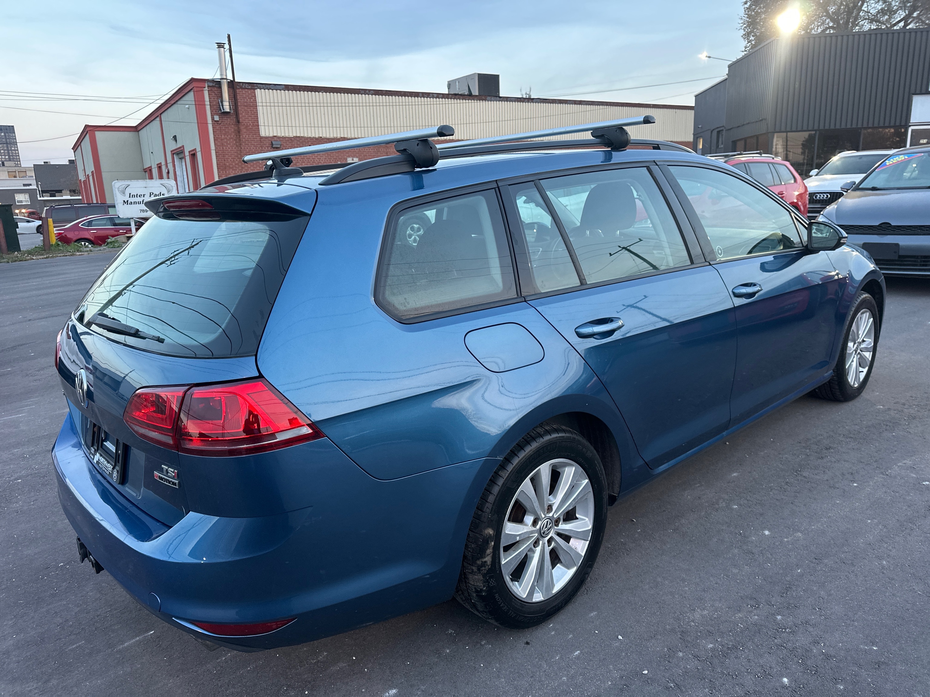 2017 Volkswagen Golf SportWagen