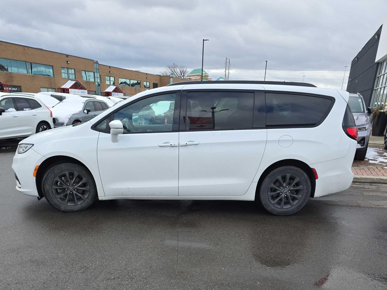 2022 Chrysler Pacifica