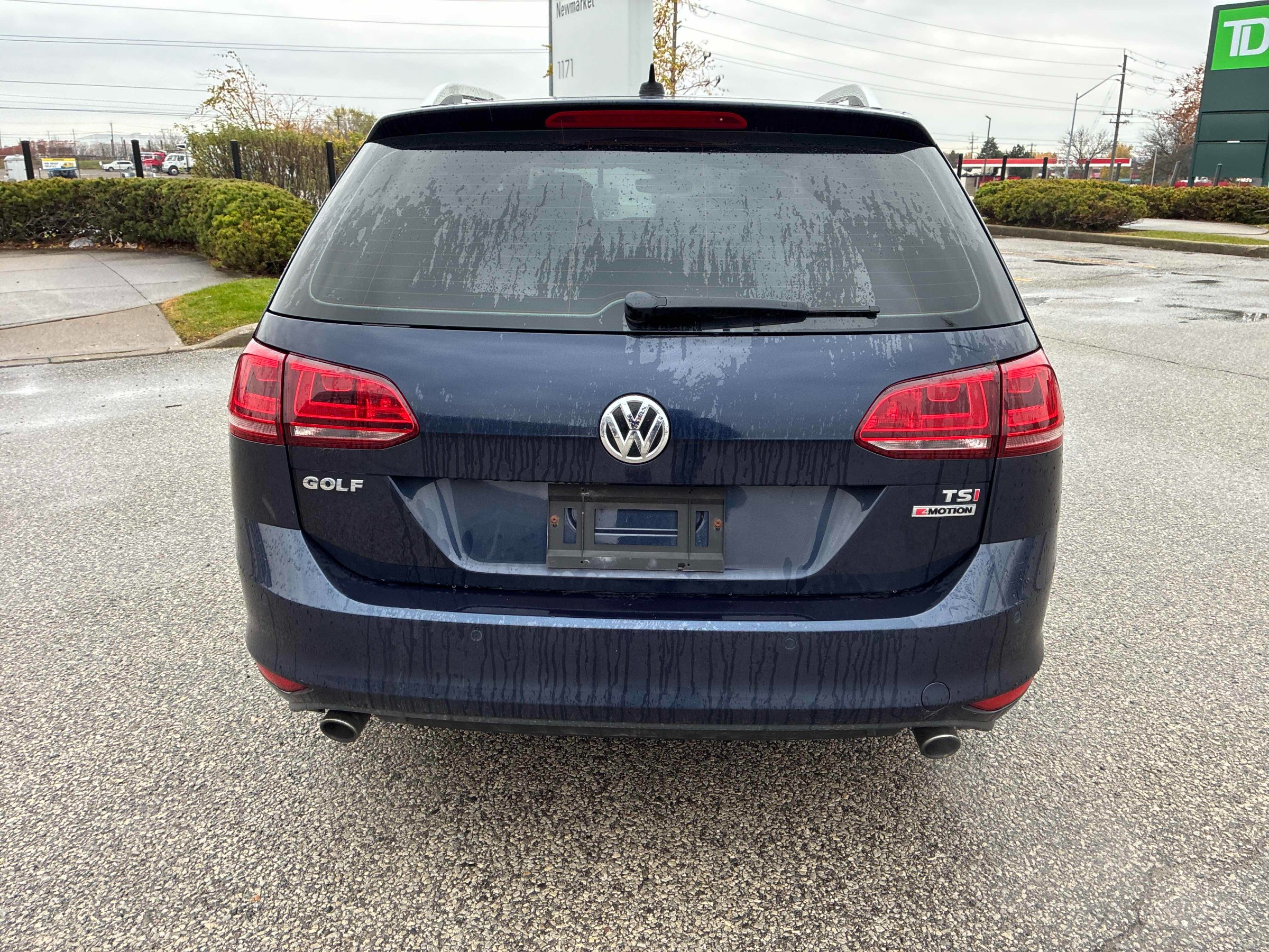 2017 Volkswagen Golf SportWagen