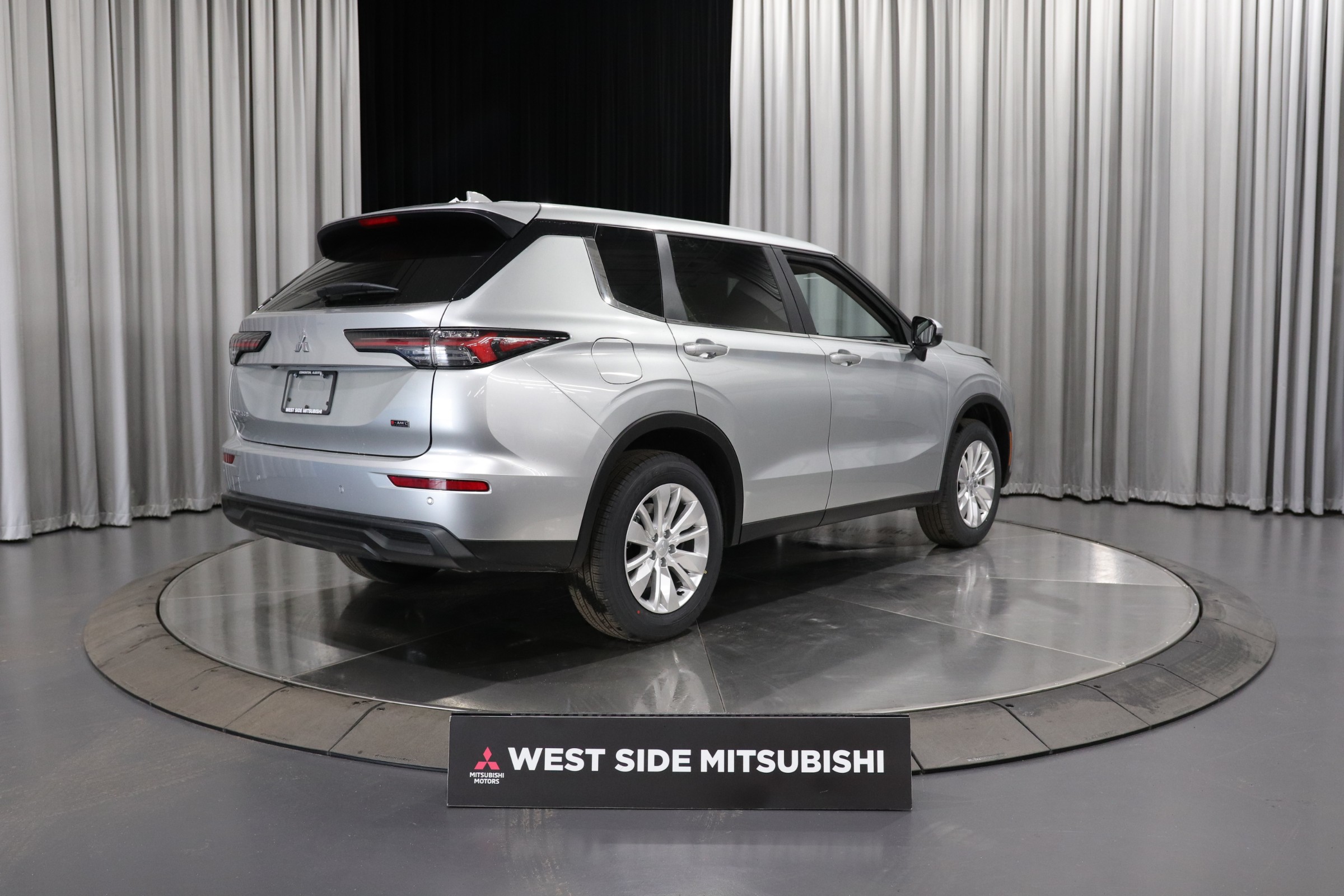 2026 Mitsubishi Outlander