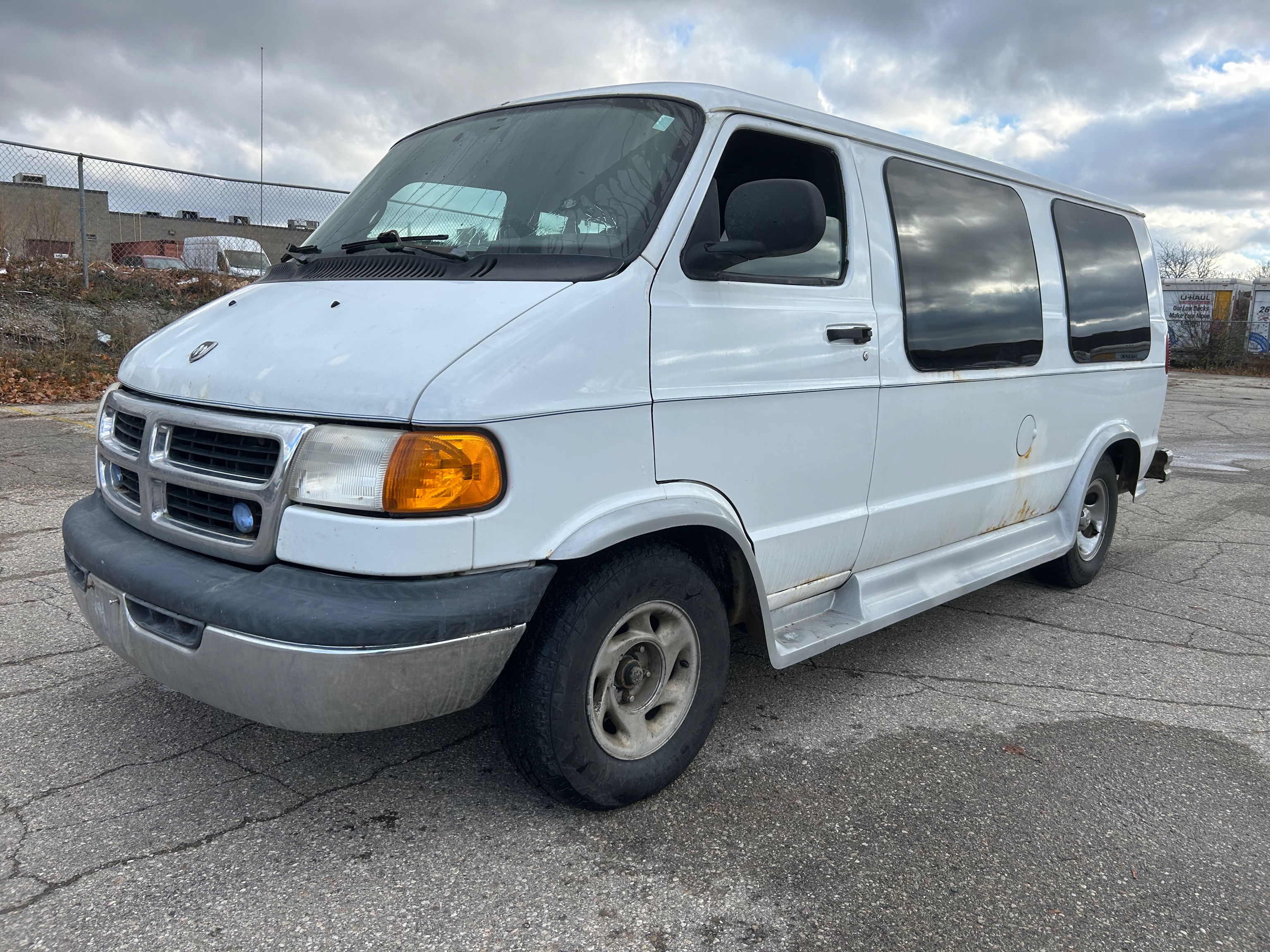 2001 Dodge Ram Van 1500