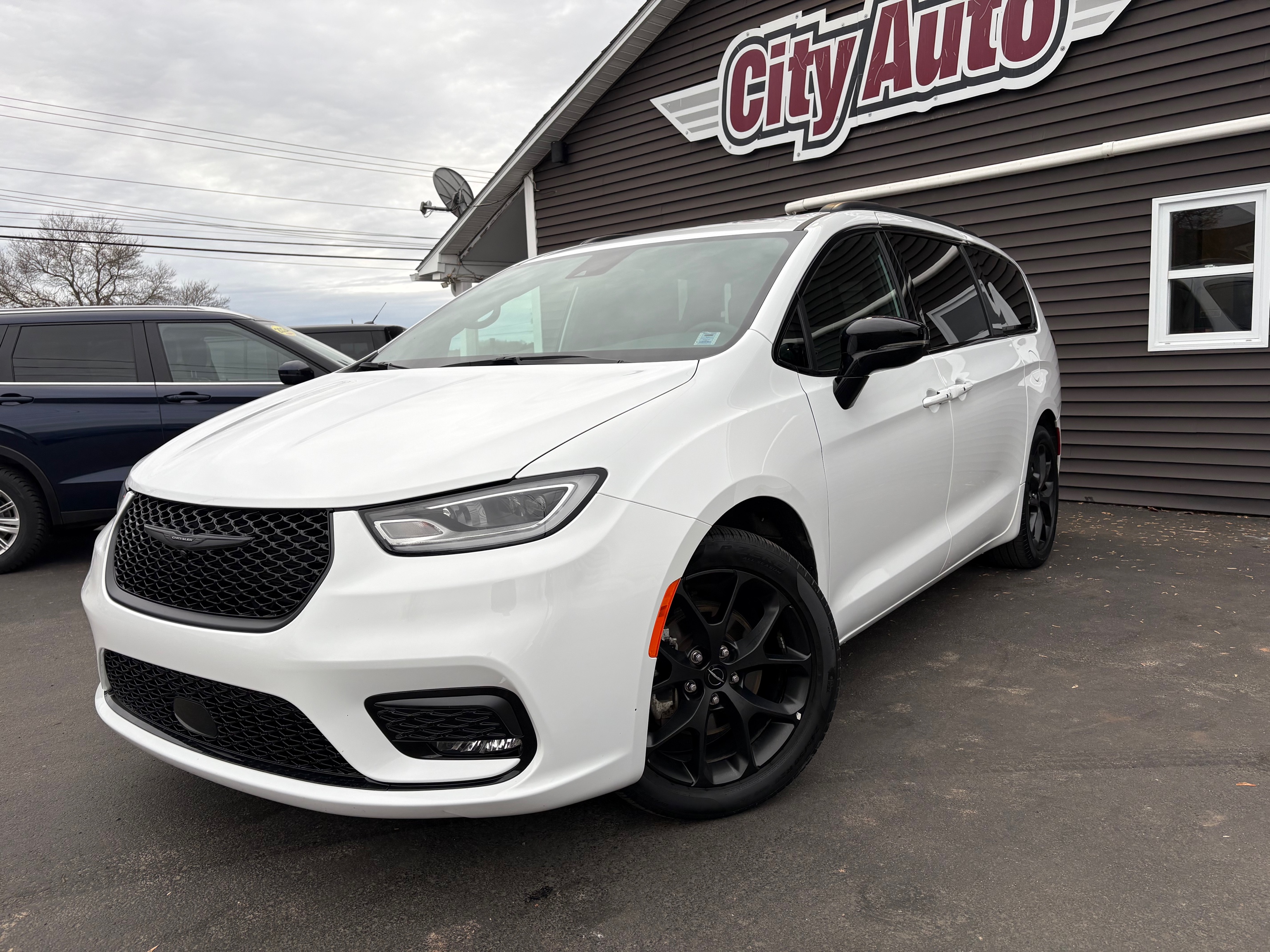 2024 Chrysler Pacifica