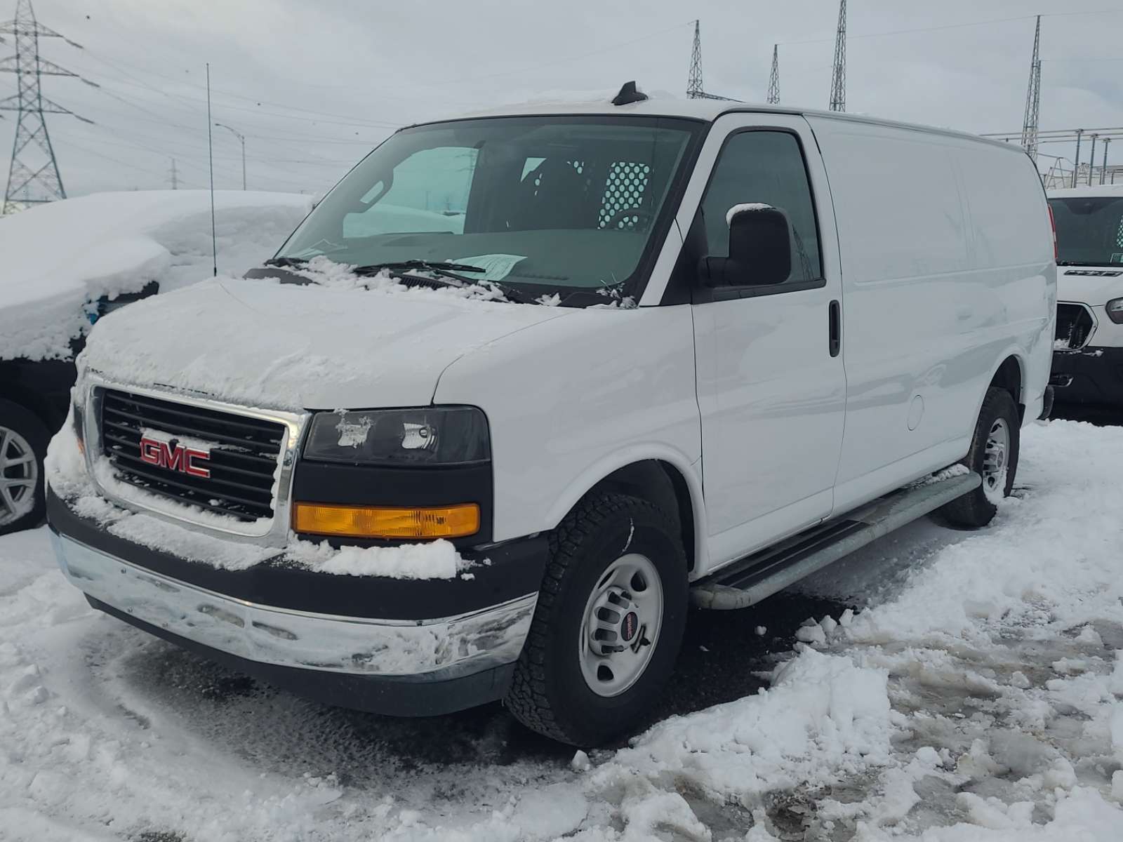 2023 GMC Savana 2500
