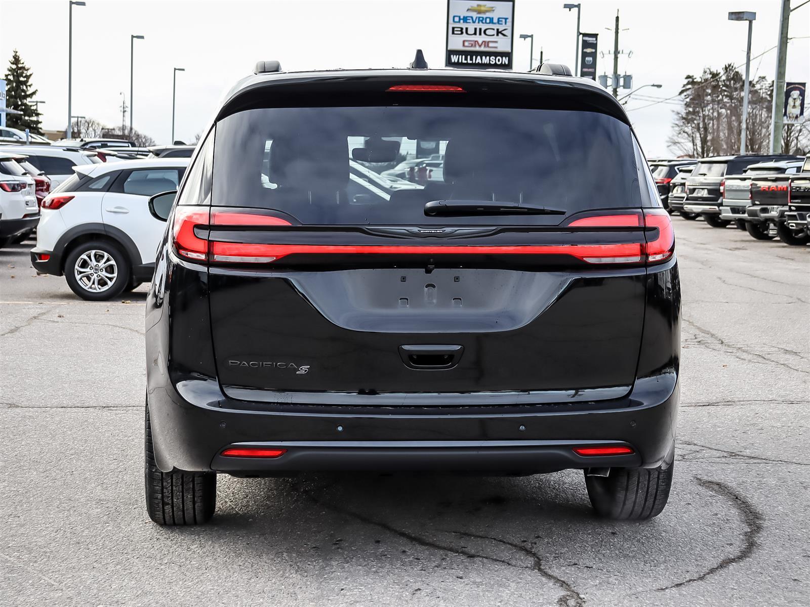 2026 Chrysler Pacifica