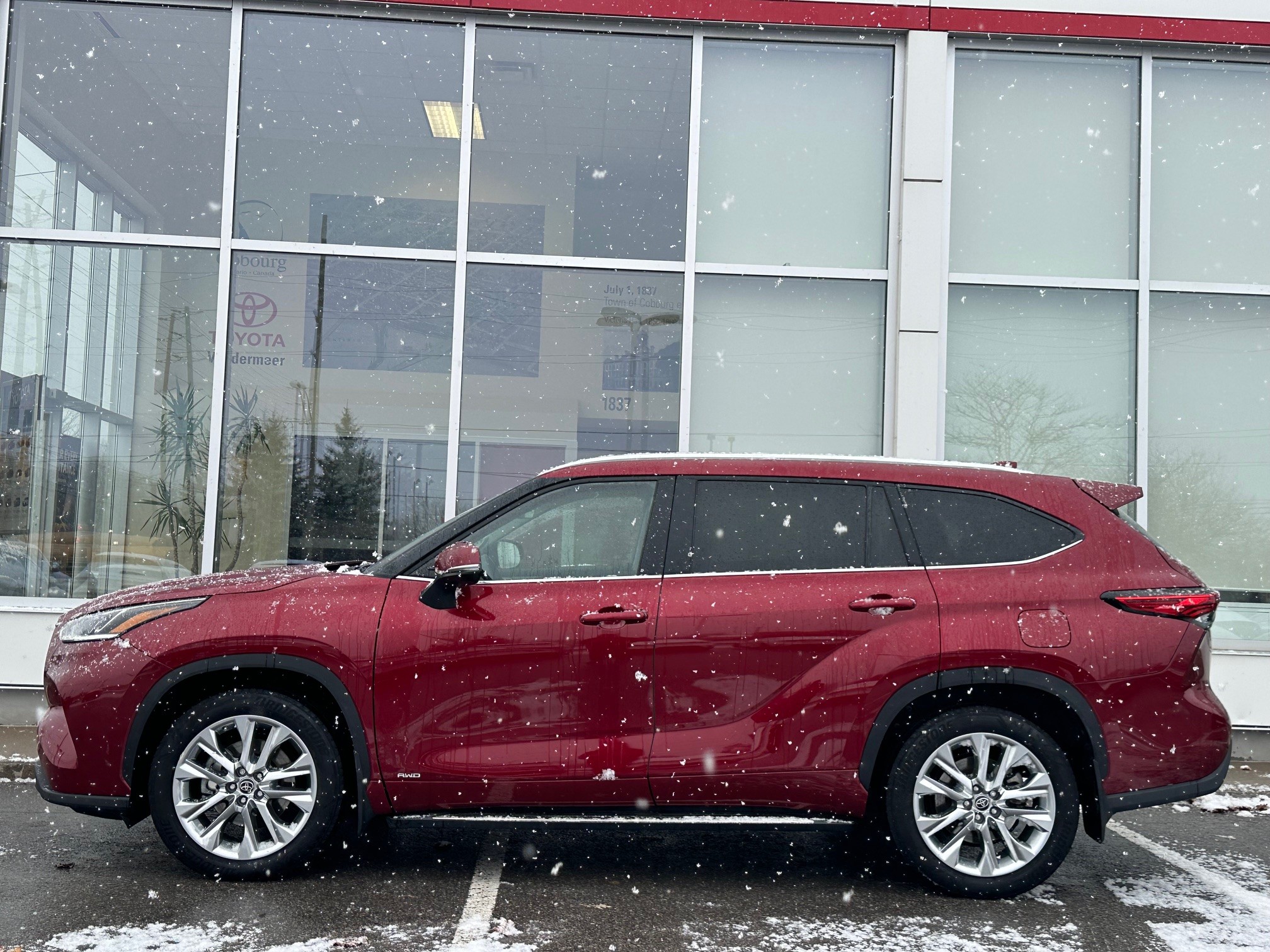 2023 Toyota Highlander Hybrid