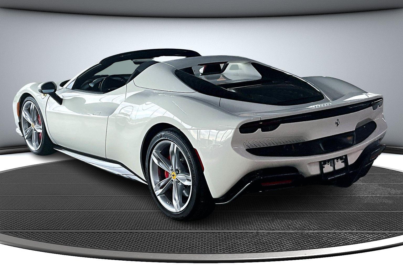 2025 Ferrari 296 GTS