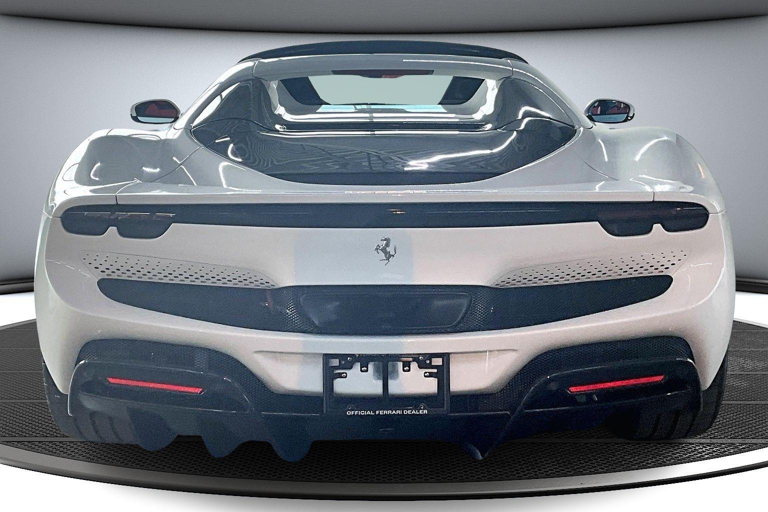 2025 Ferrari 296 GTS