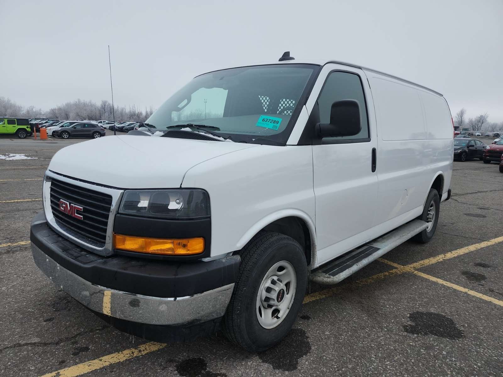 2023 GMC Savana 2500
