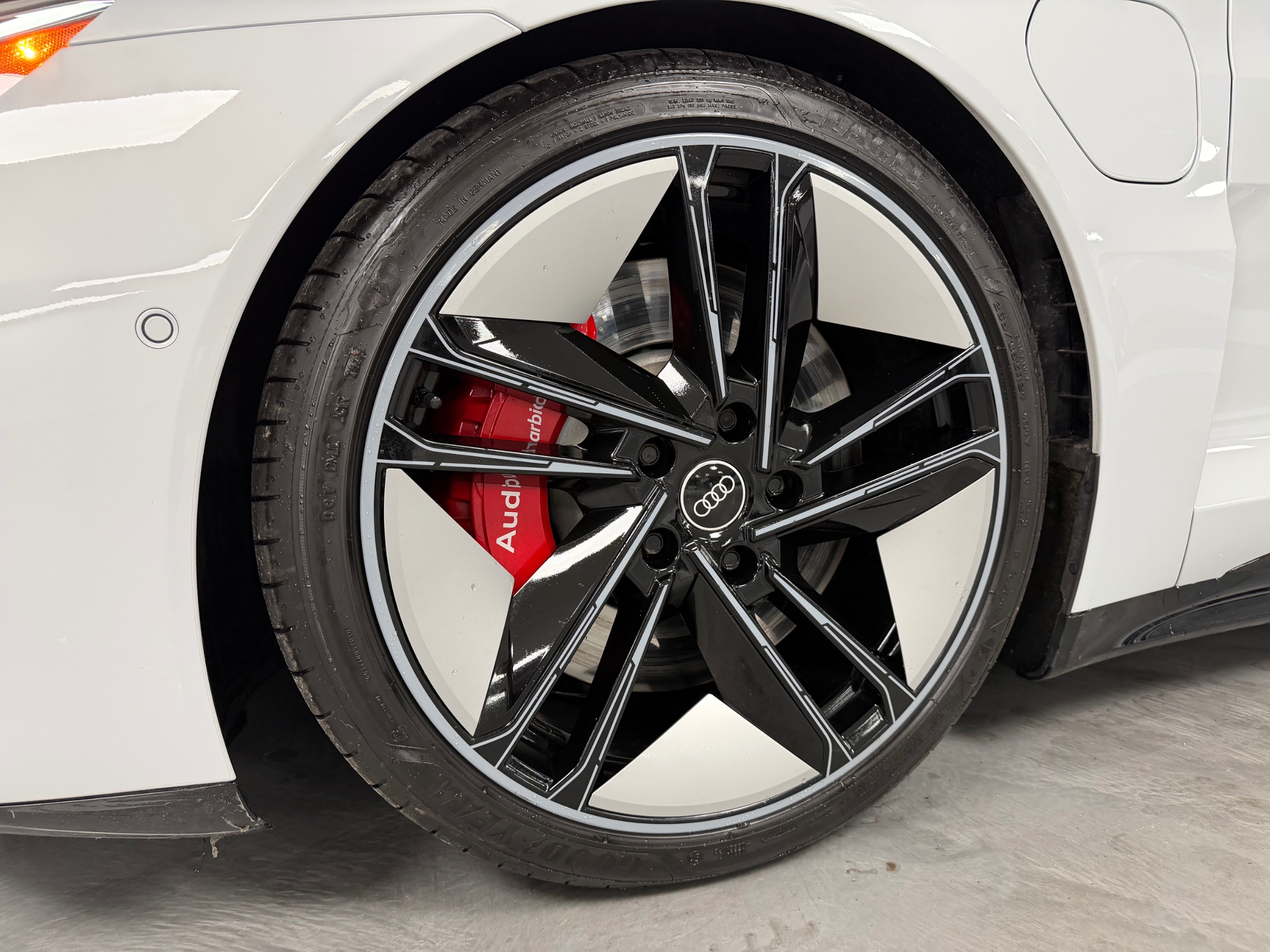 2022 Audi RS e-tron GT