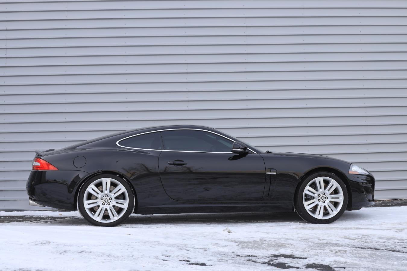 2010 Jaguar XKR