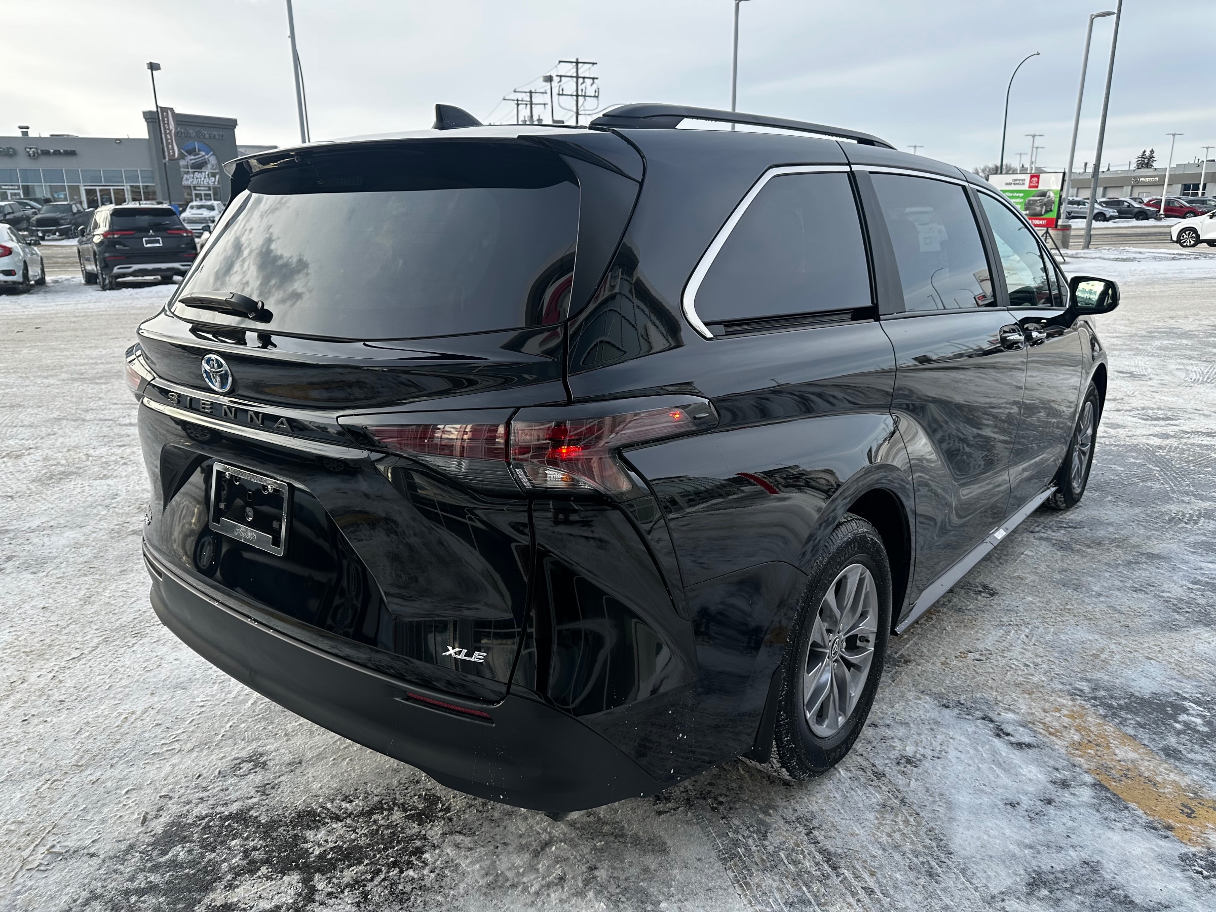 2025 Toyota Sienna