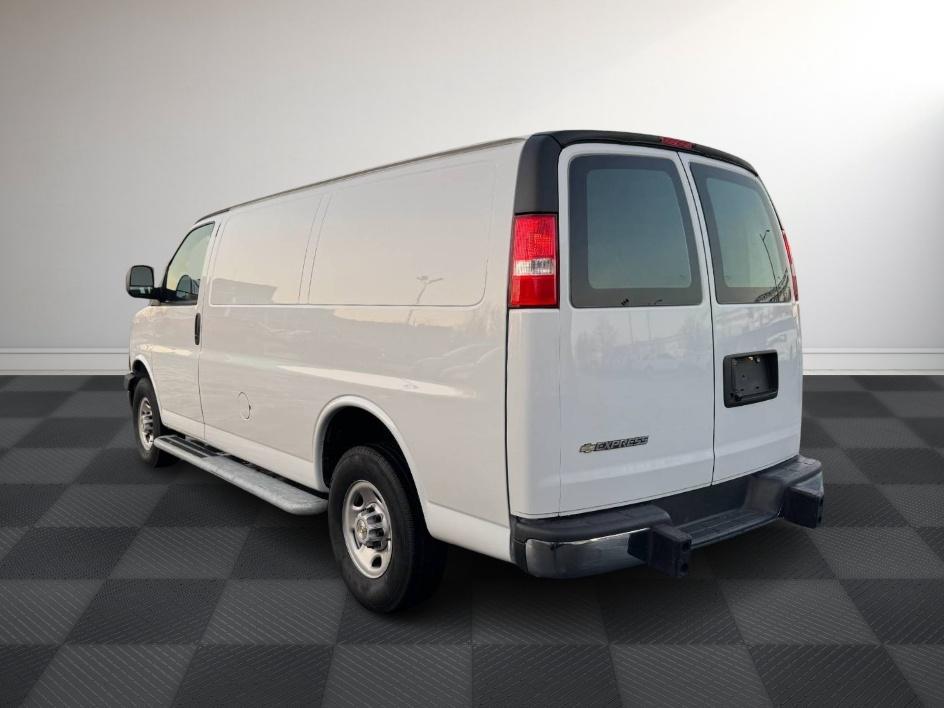 2024 Chevrolet Express 2500