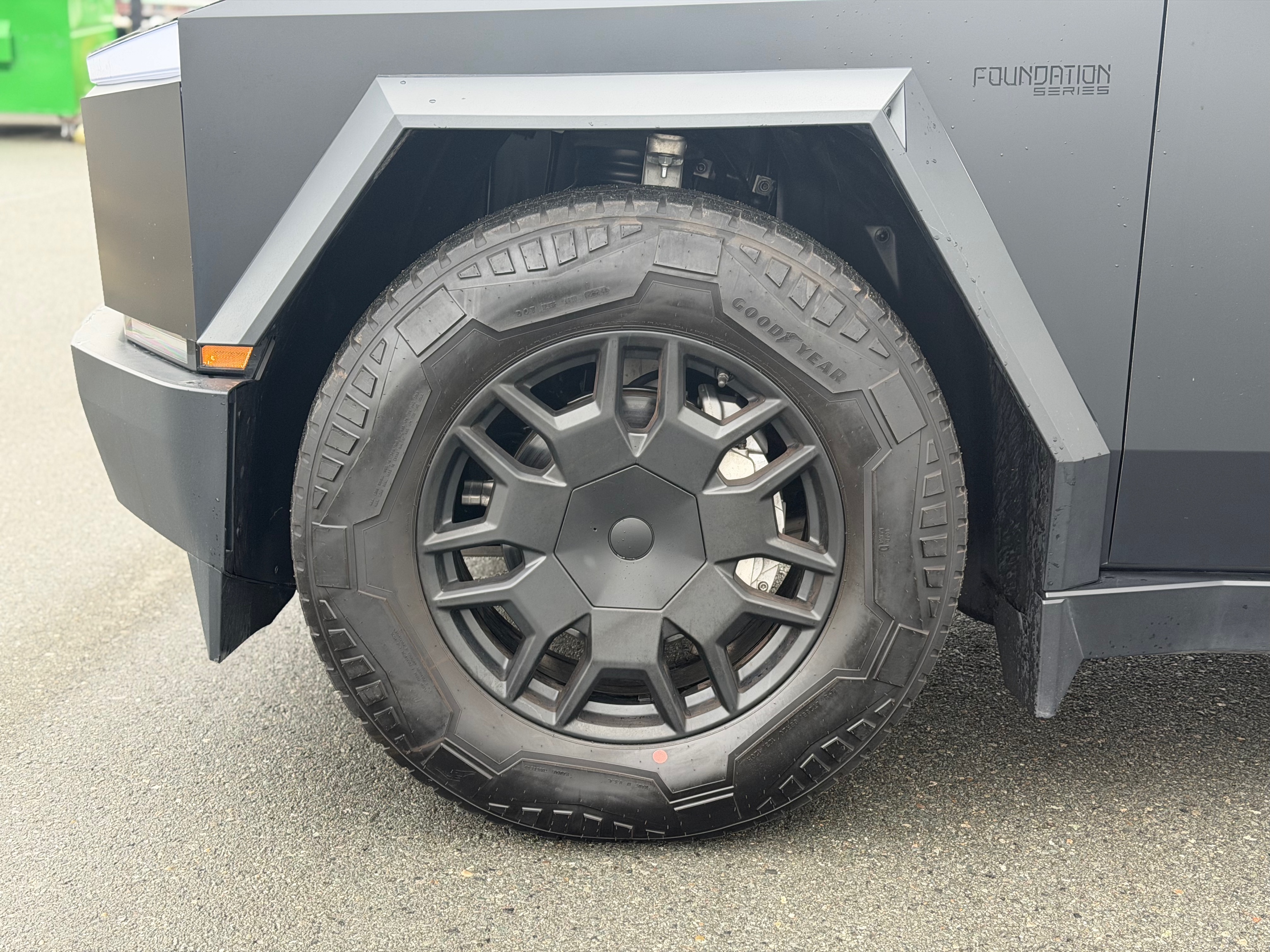 2024 Tesla Cybertruck