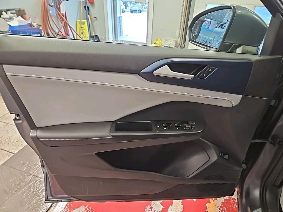 2024 Volkswagen Taos