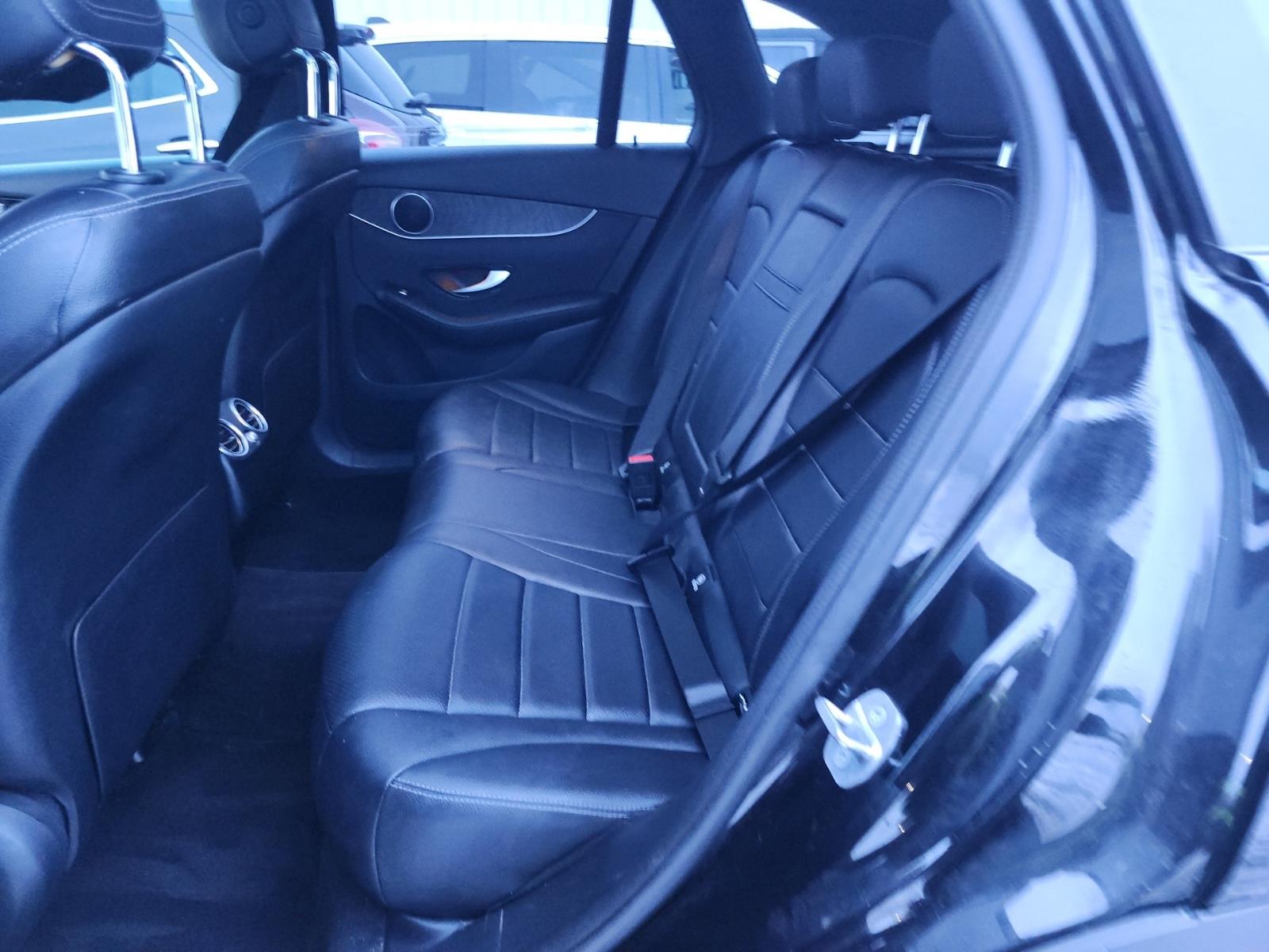 2020 Mercedes-Benz GLC 300