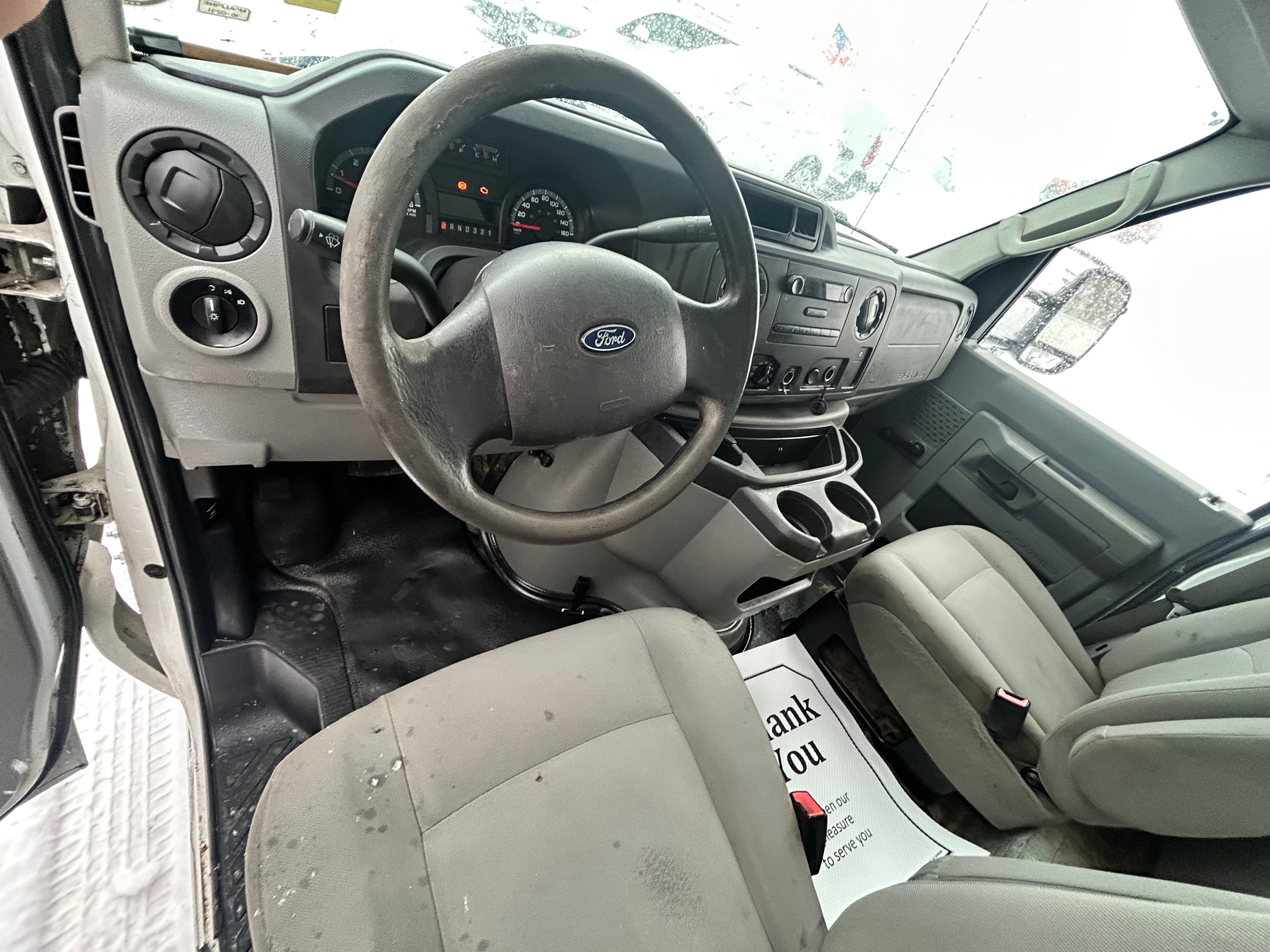 2016 Ford E-350 Cutaway