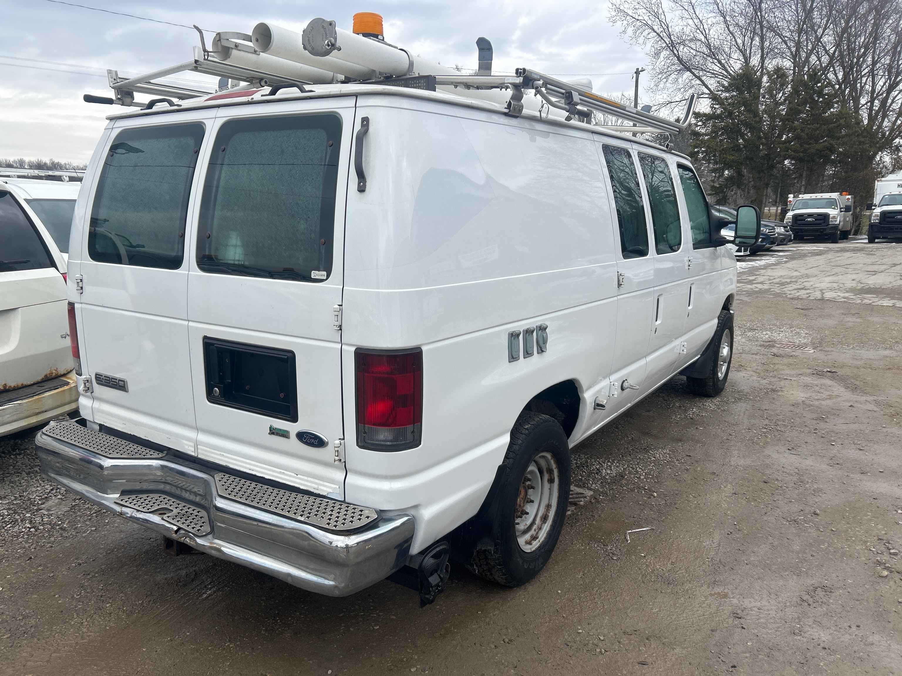 2010 Ford E-350 Super Duty