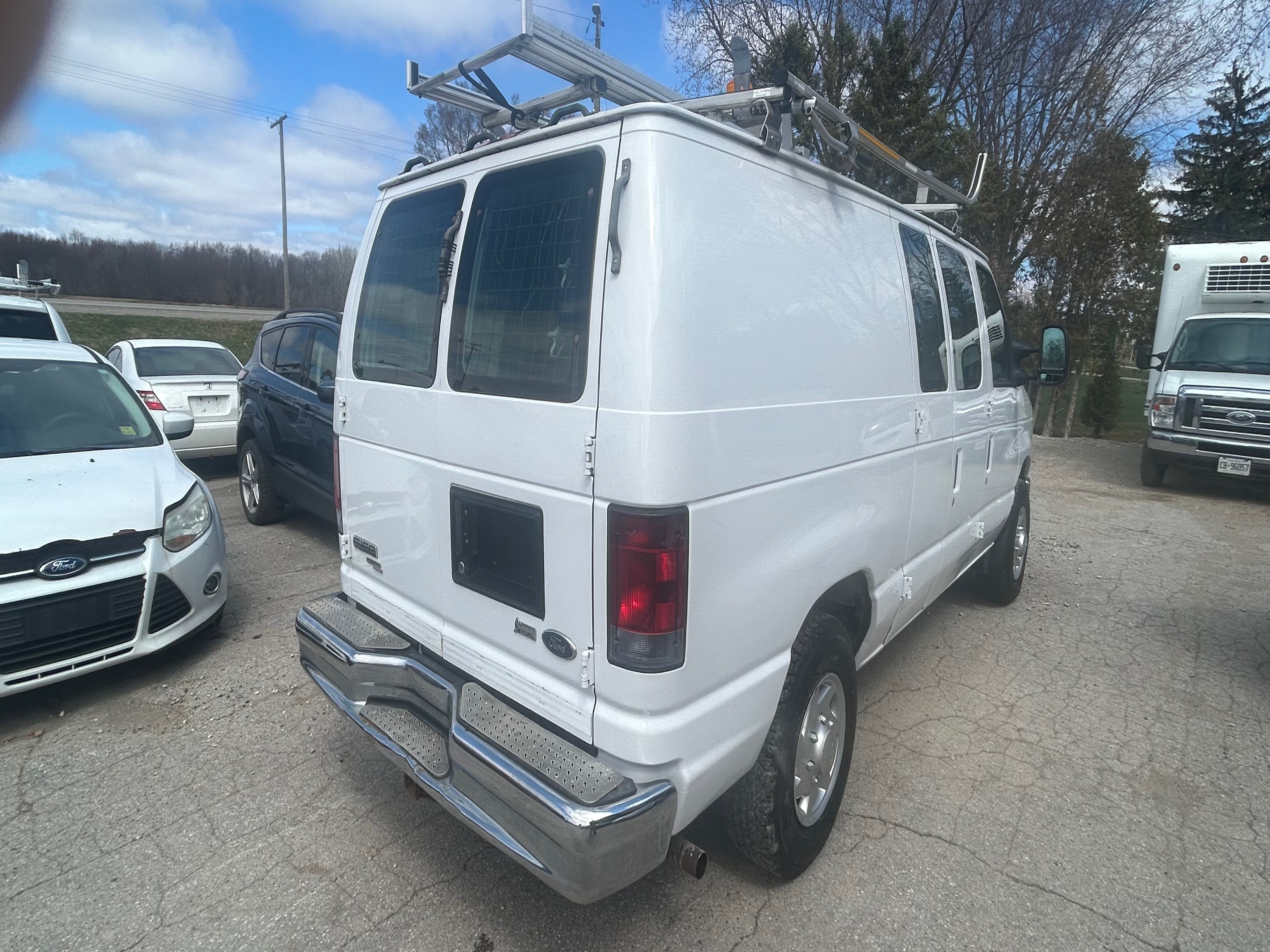 2011 Ford E-150
