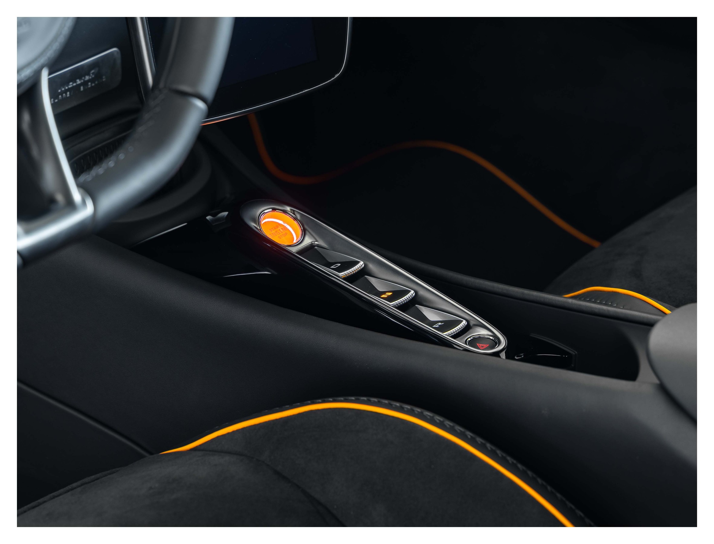 2025 McLaren Artura Spider