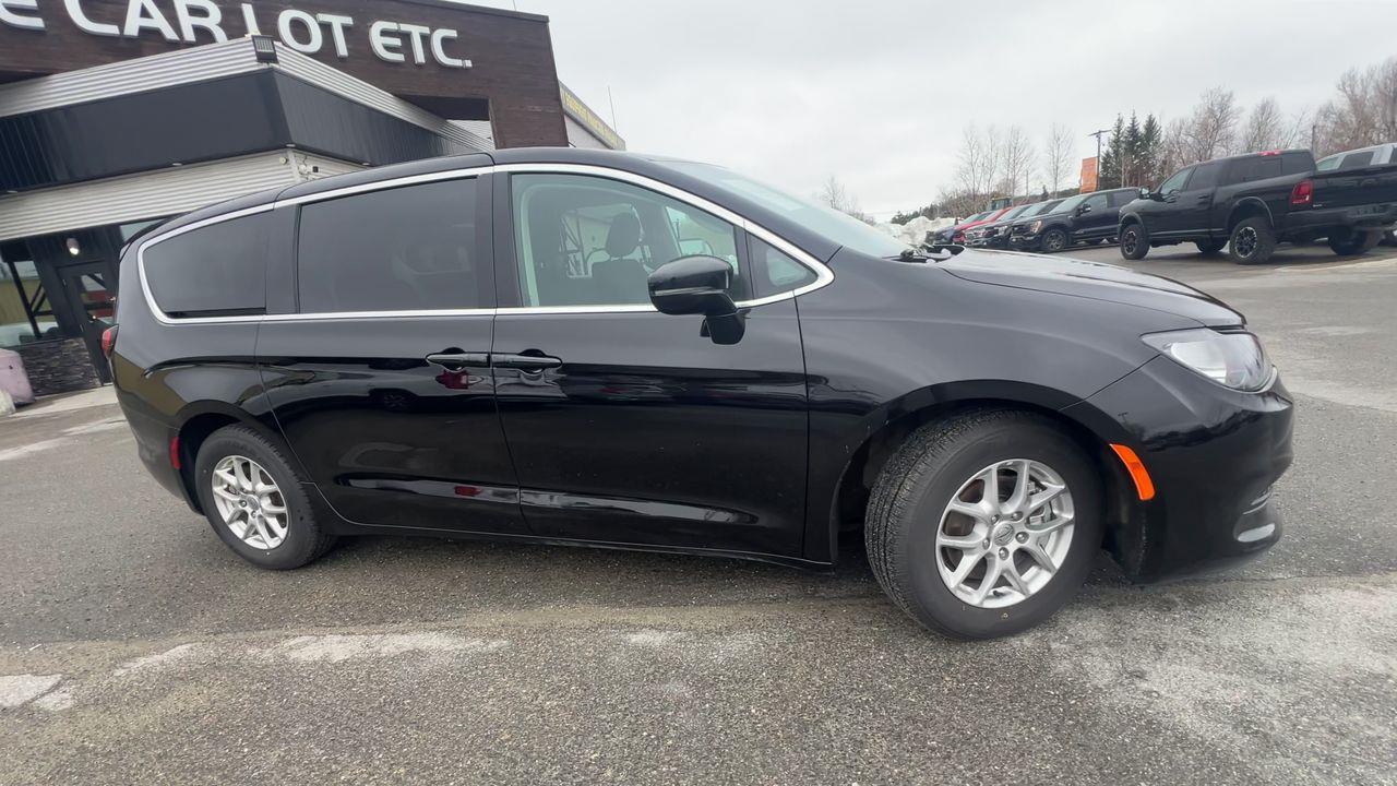 2024 Chrysler Grand Caravan