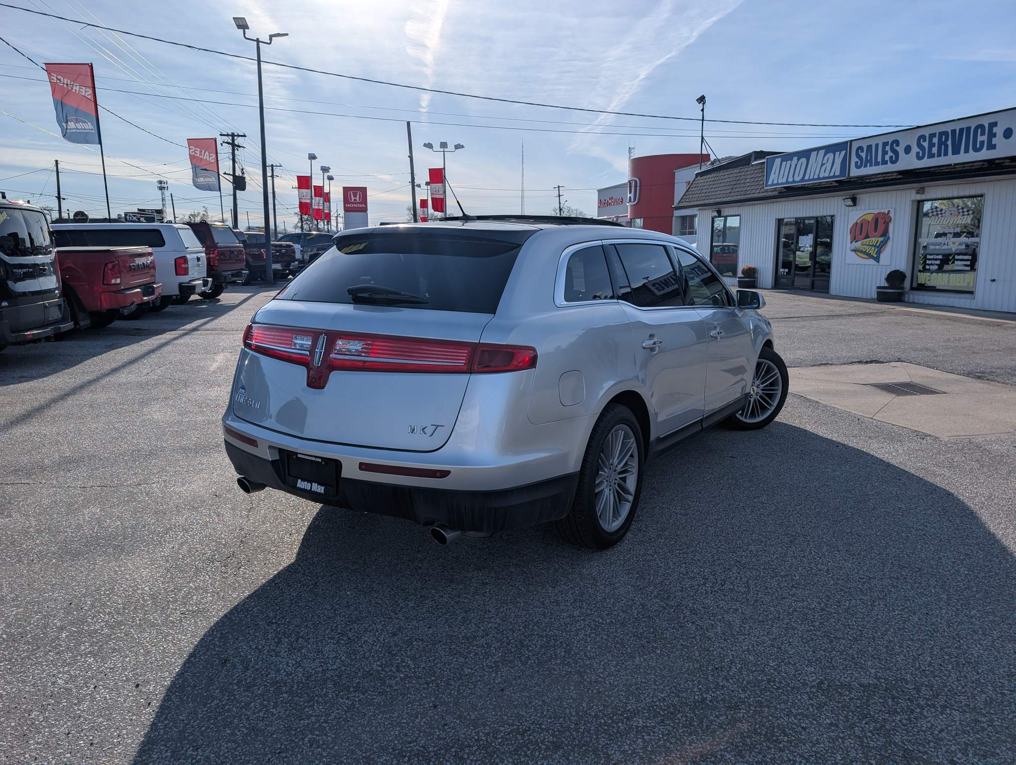 2018 Lincoln MKT