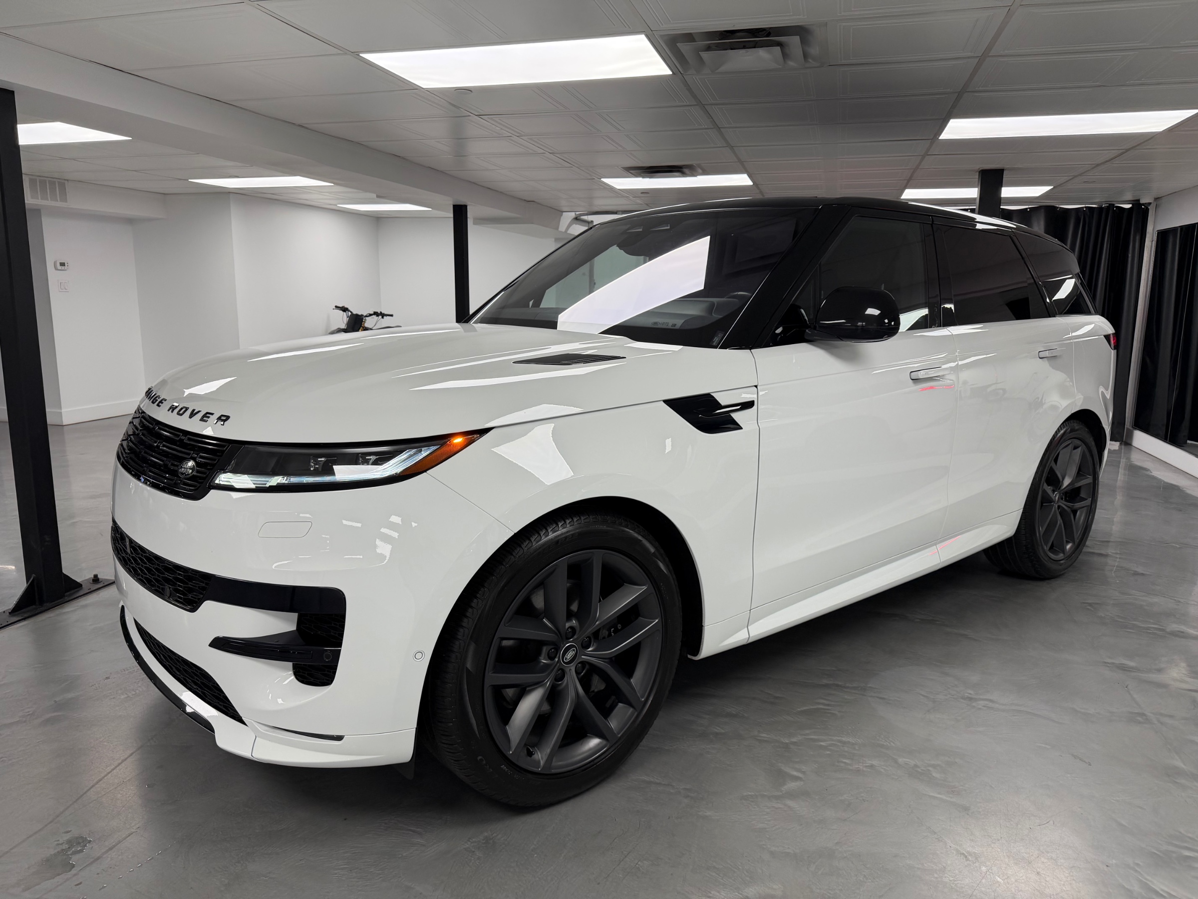 2023 Land Rover Range Rover Sport